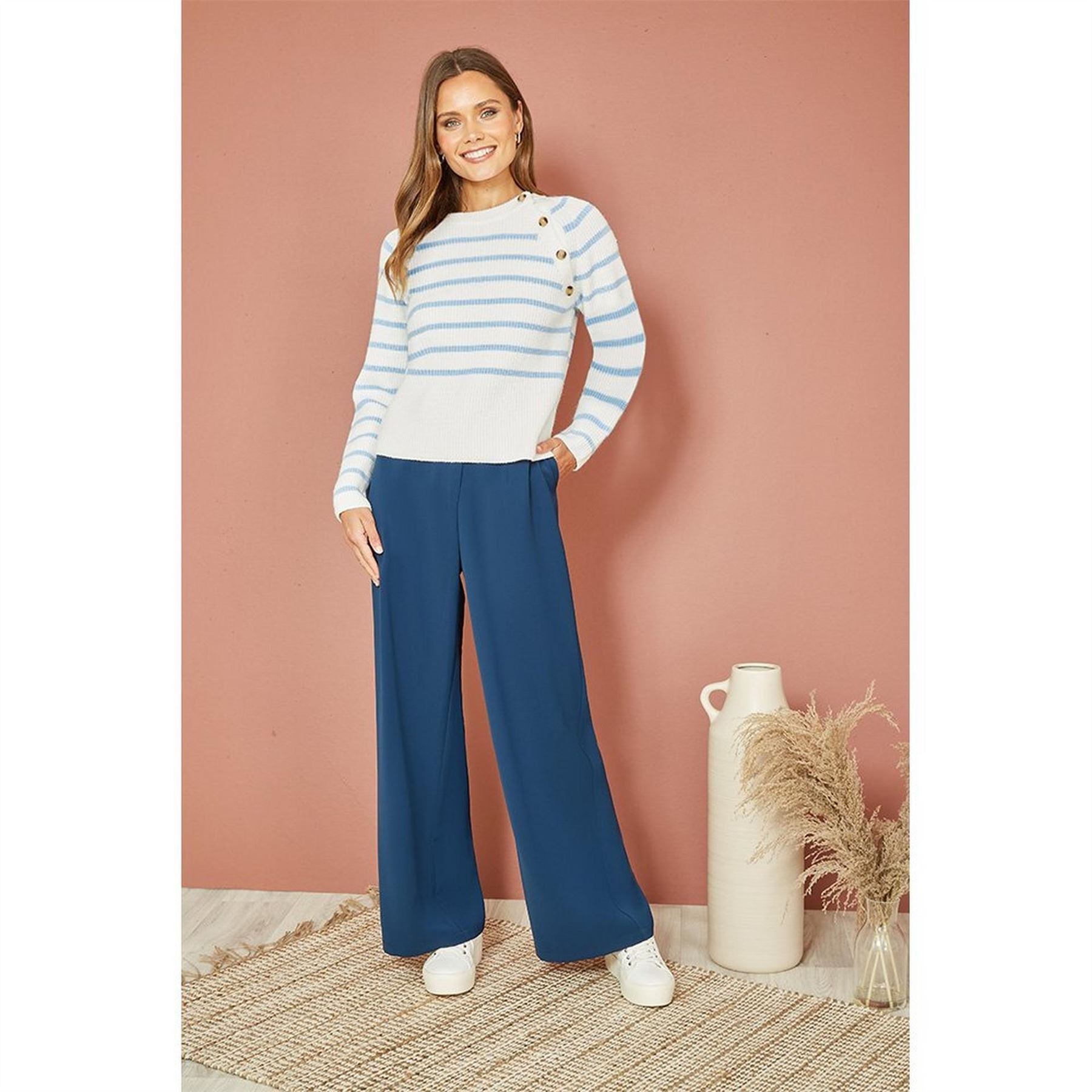 Yumi And White Stripe Jumper
