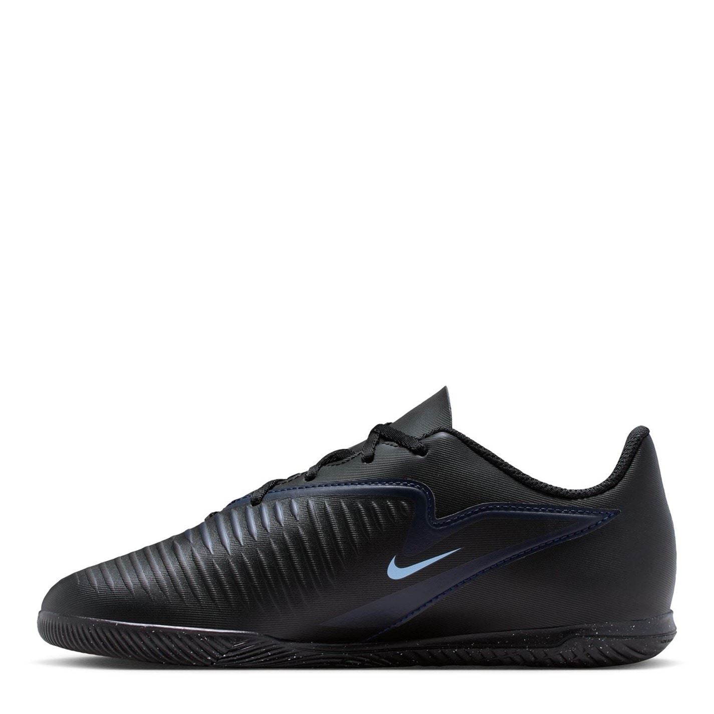 Nike Phantom 6 Club Juniors Indoor Football Boots