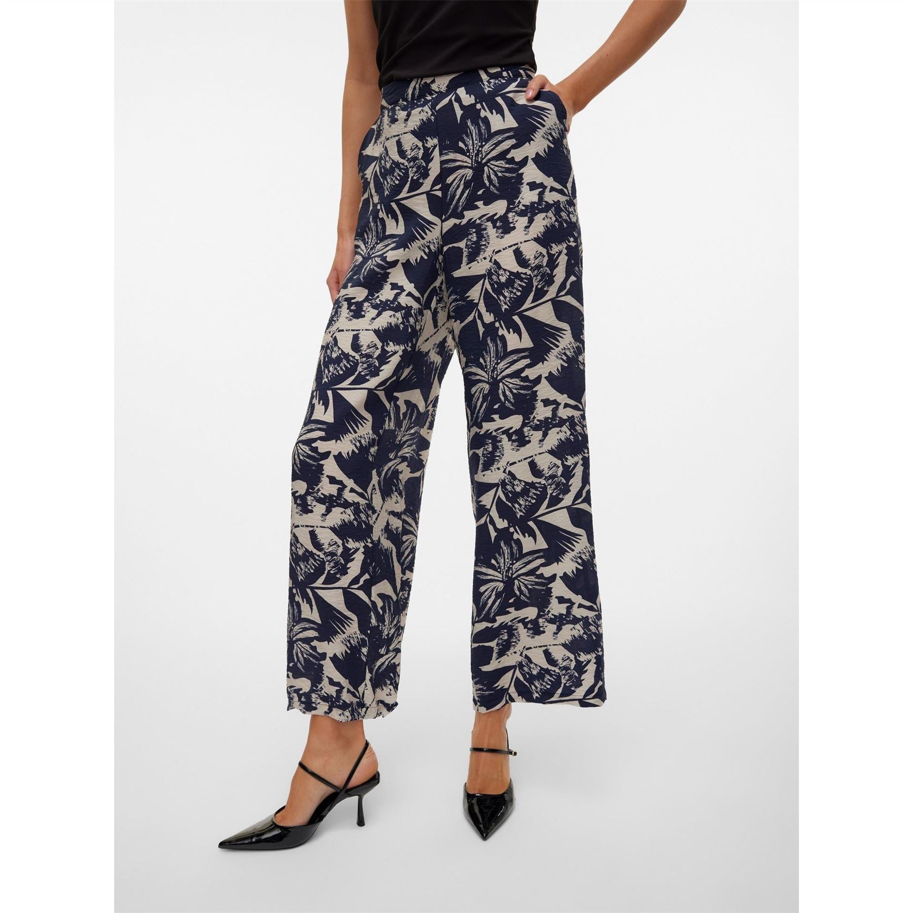 Vero Moda High Rise Wide Leg Trousers