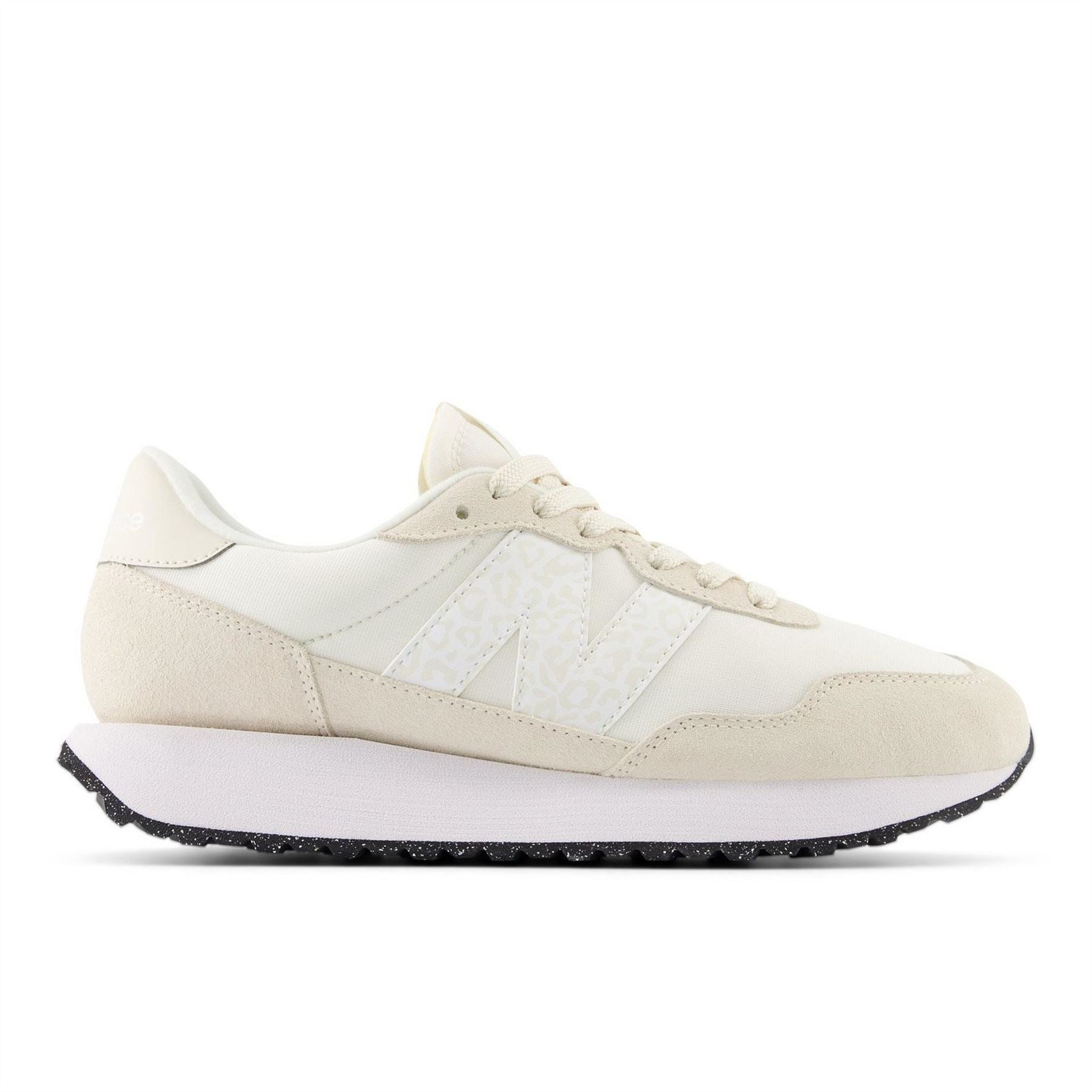 New Balance Balance 237 Low Top Sneakers