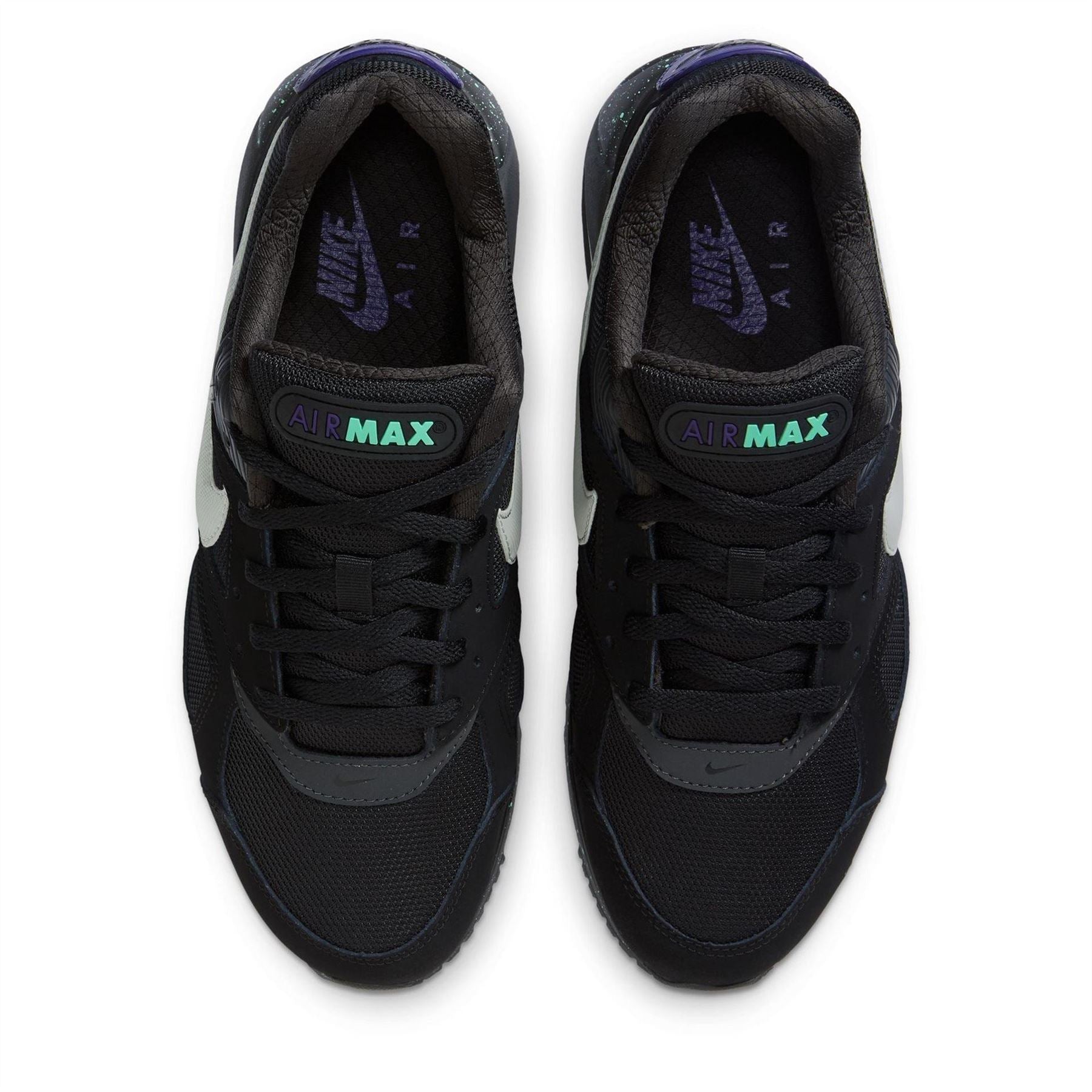 Nike Air Max Ivo Trainers