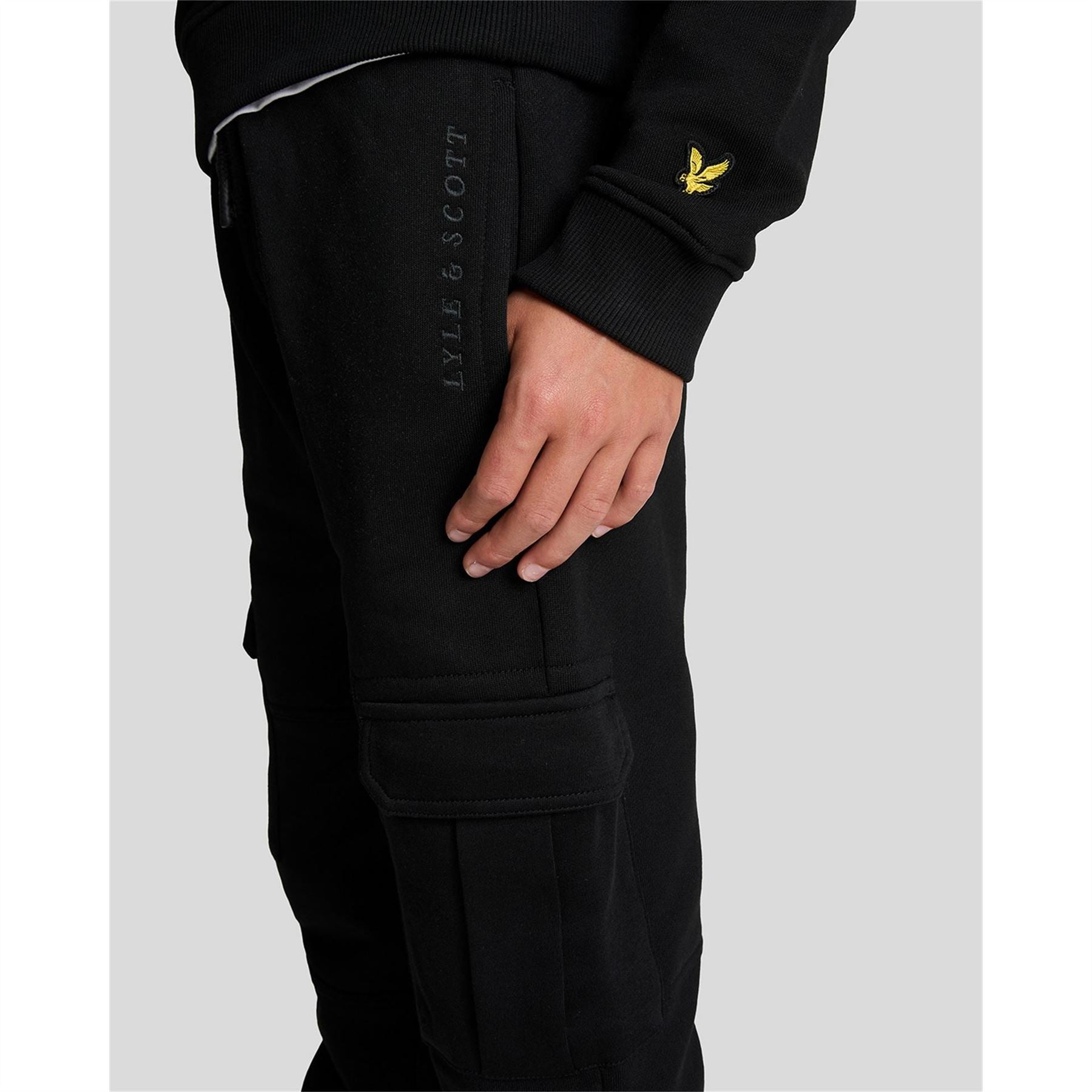 Lyle and Scott Closed Hem Fleece Joggers