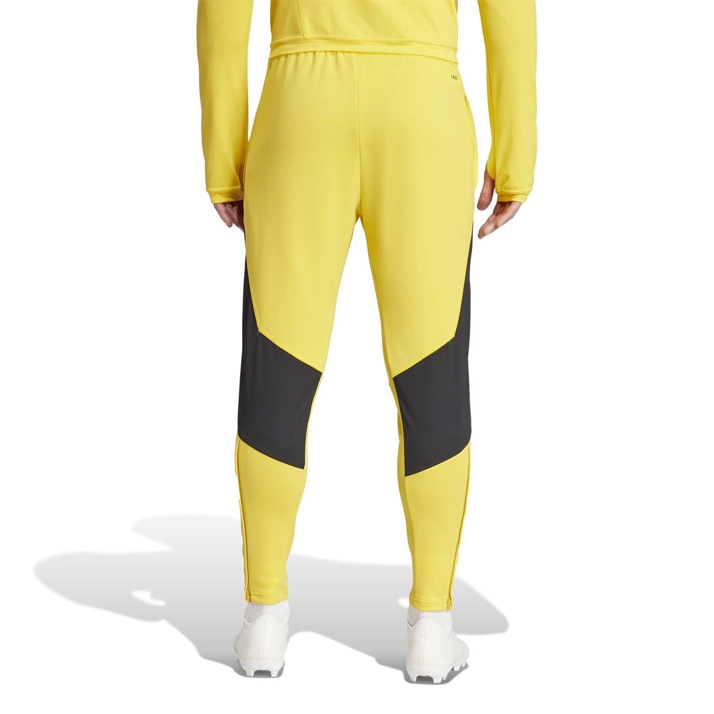 adidas Juventus Training Tracksuit Bottoms 2023 2024 Adults