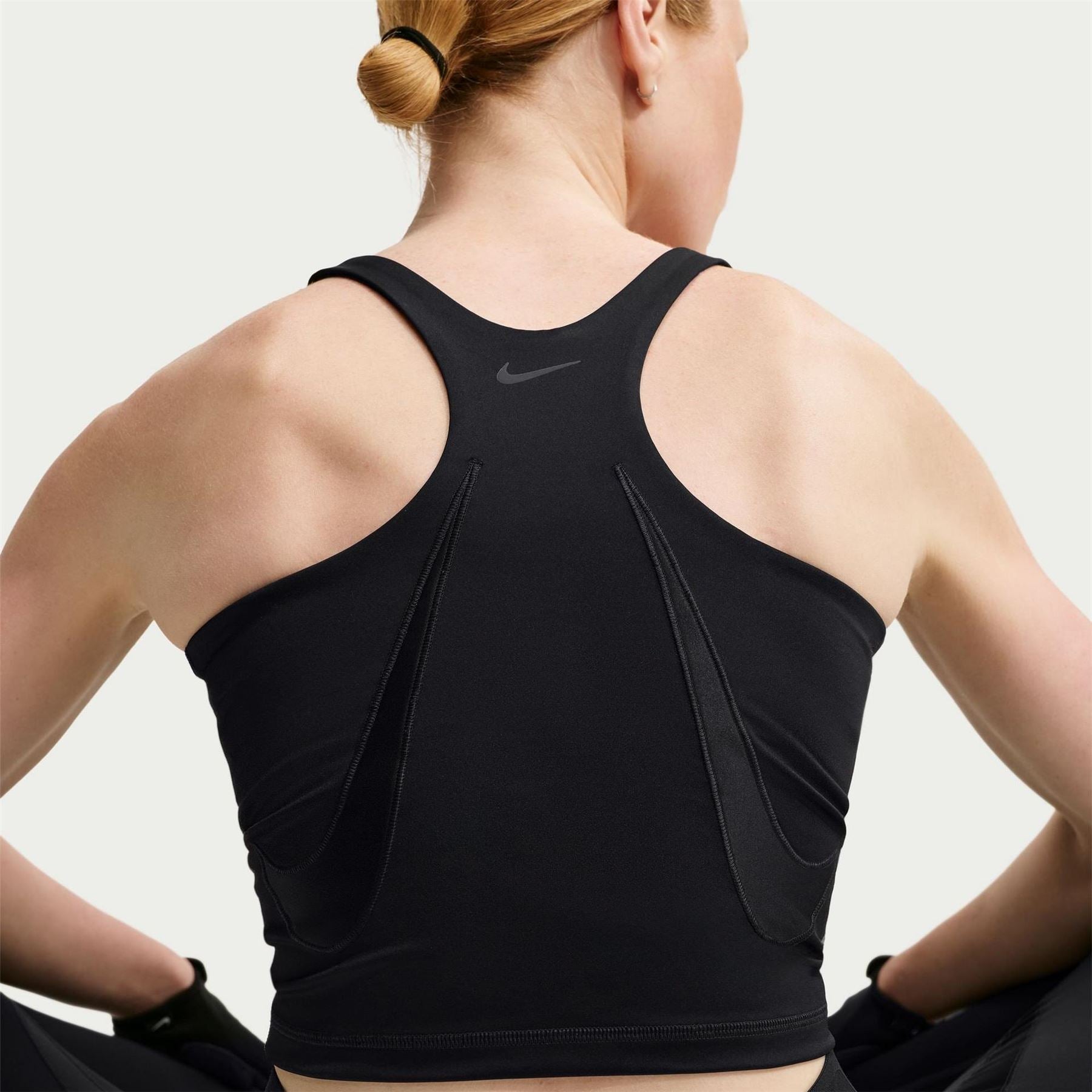 Nike Sculpt Tank Medium Impact Sports Bra