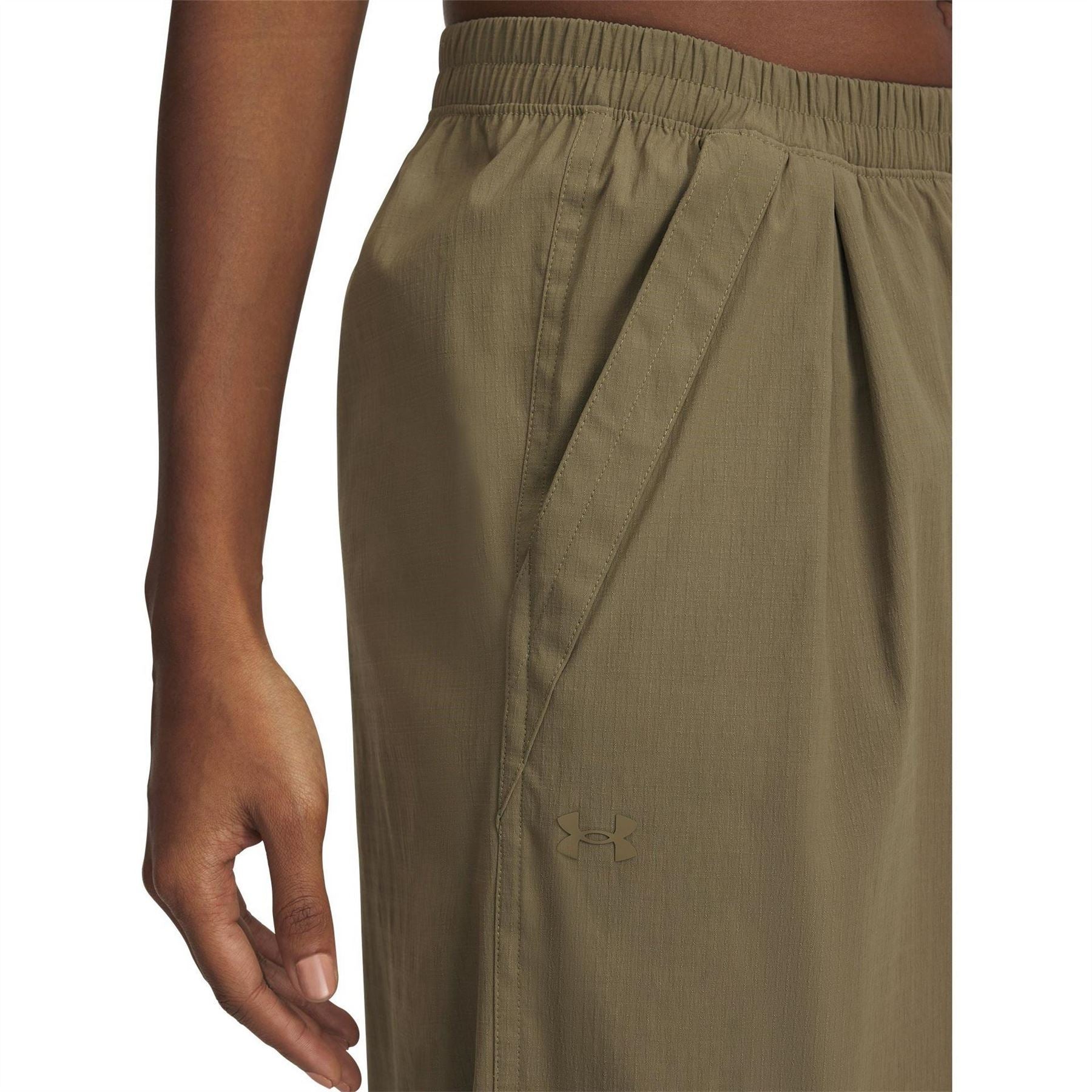 Under Armour Solid Patterned Parachute Wide Leg Pants