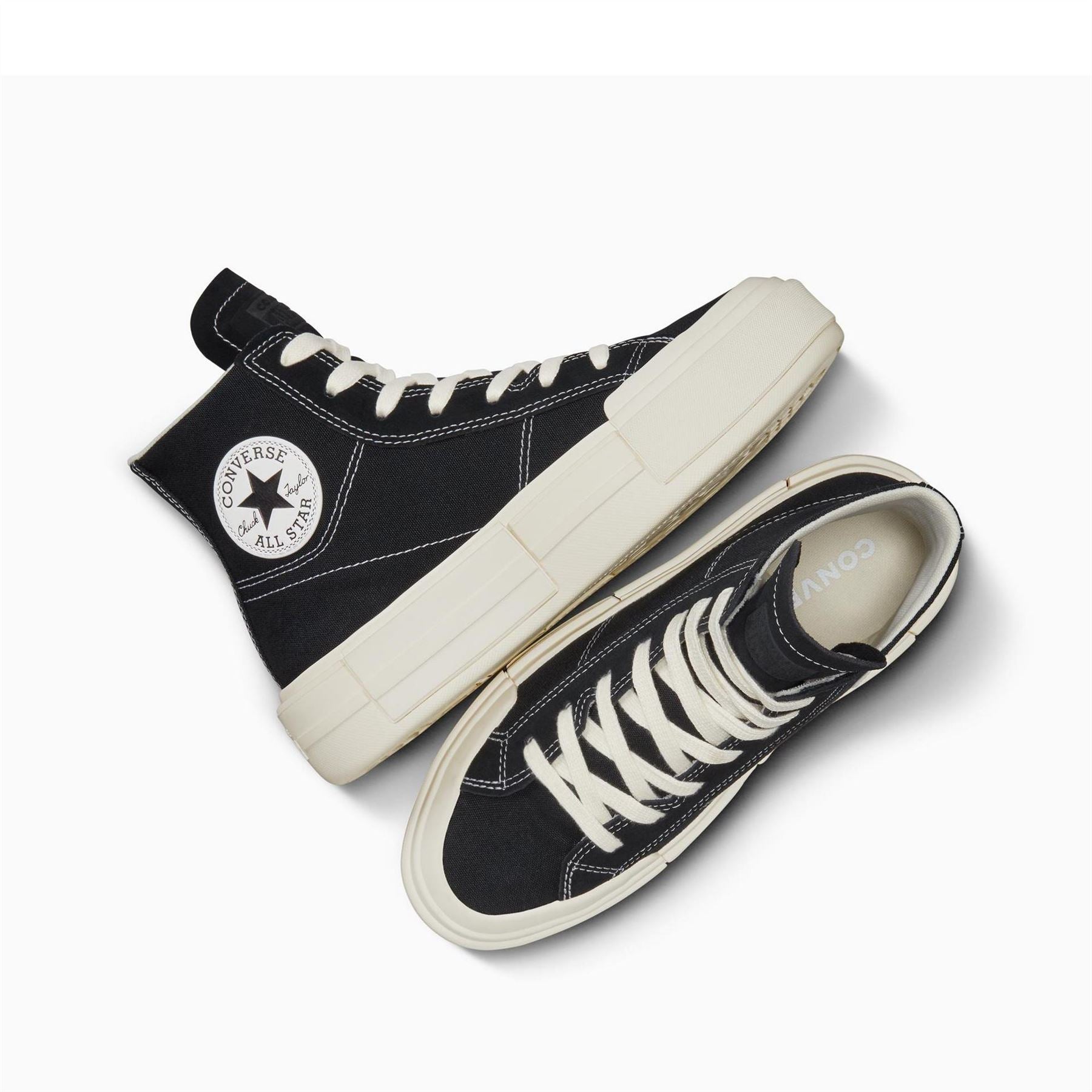 Converse Chuck Taylor All Star Cru Canvasas High Top Trainers