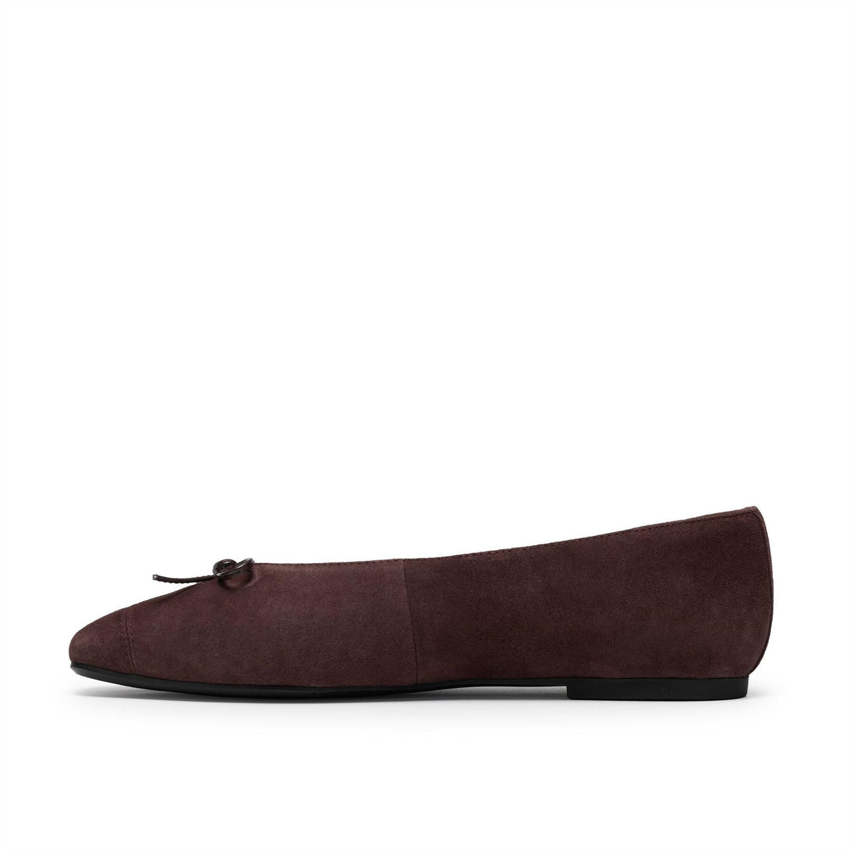 Clarks Befana Bow Closed Toe Flat Pumps