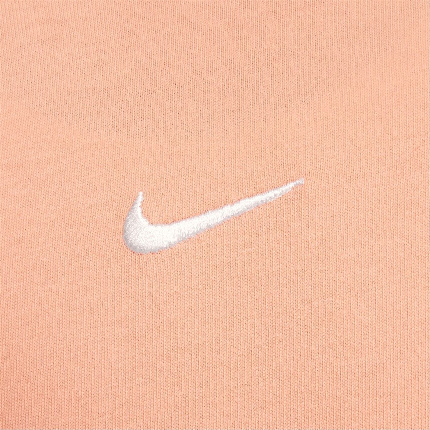 Nike Sportswear Big Kids (girls) T-Shirt
