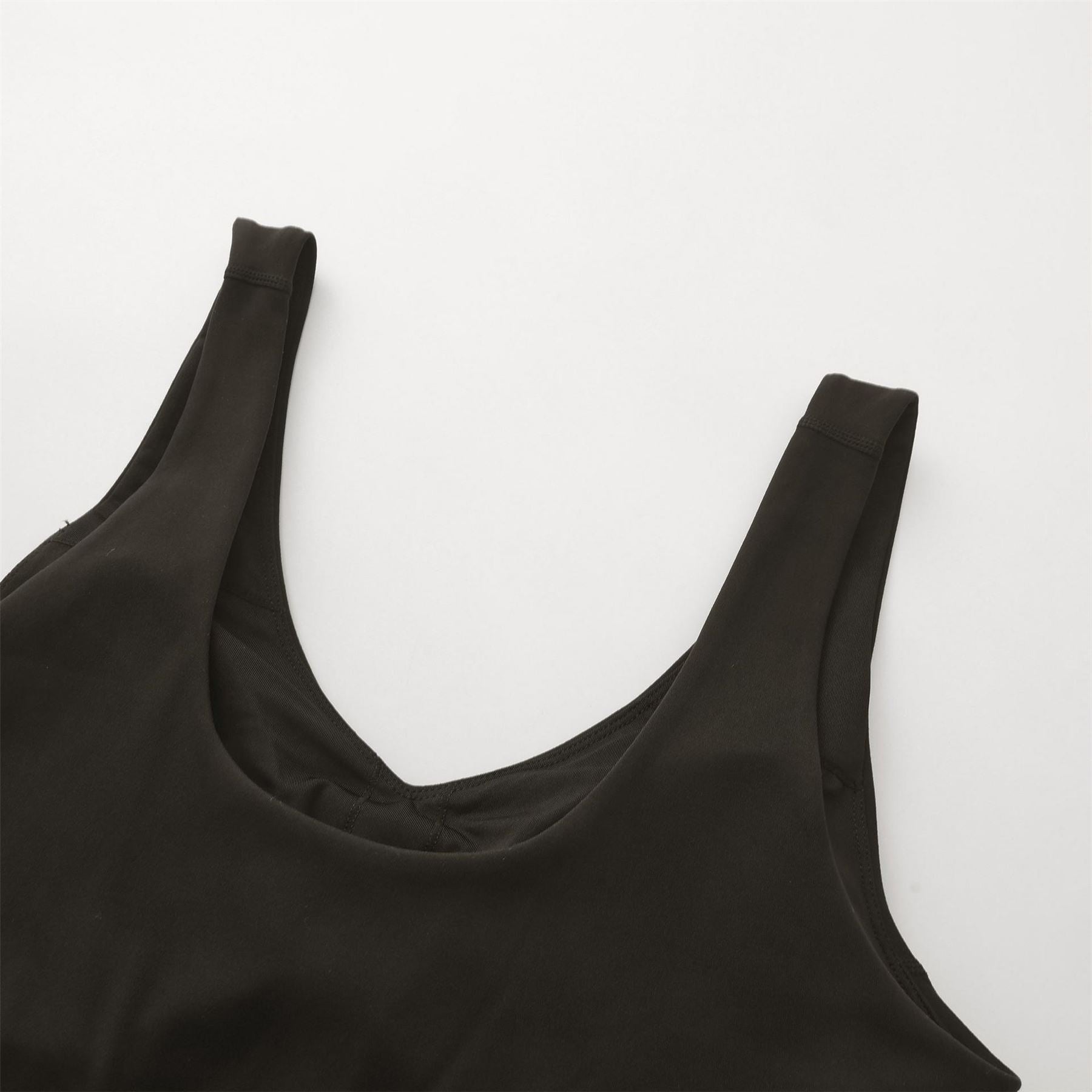 LA Gear Womens V Neck Active Tank Top
