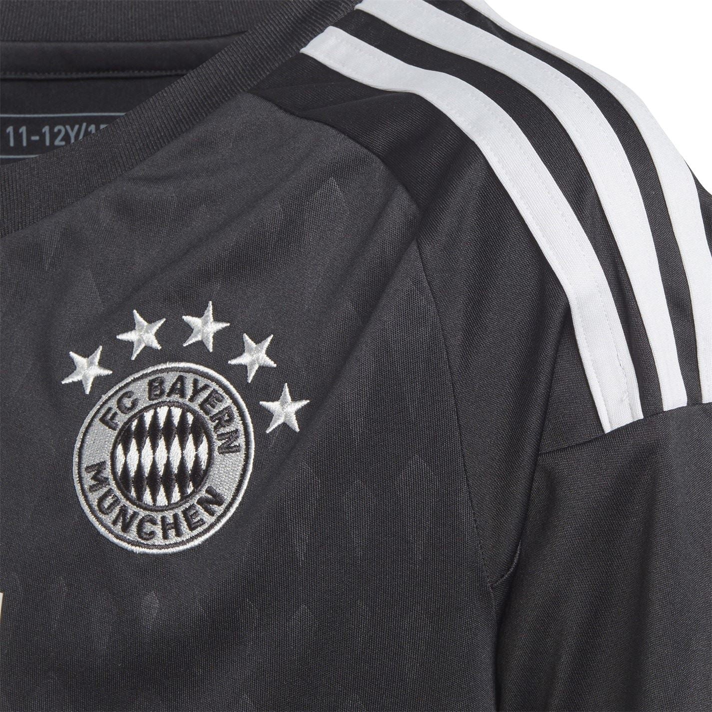 adidas FC Barcelona Number on Back V-Neck Raglan Sleeve Regular Fit T-Shirt