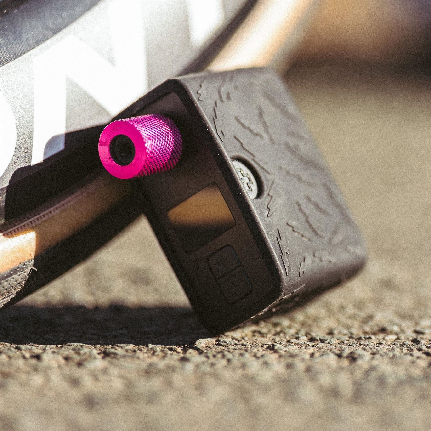 Muc-Off Off Airmach Mini Inflator Pro