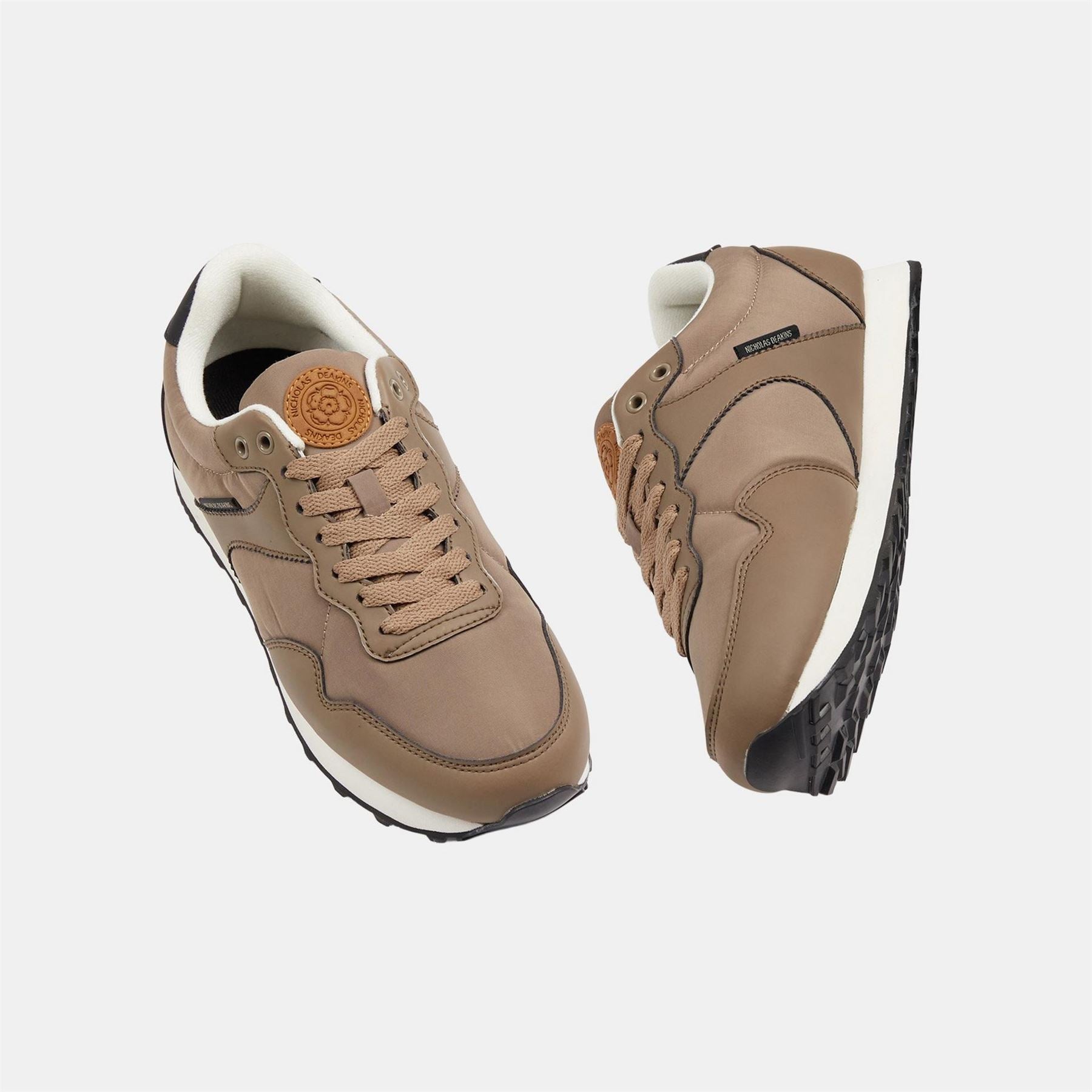 Nicholas Deakins Archer Low Top Trainers