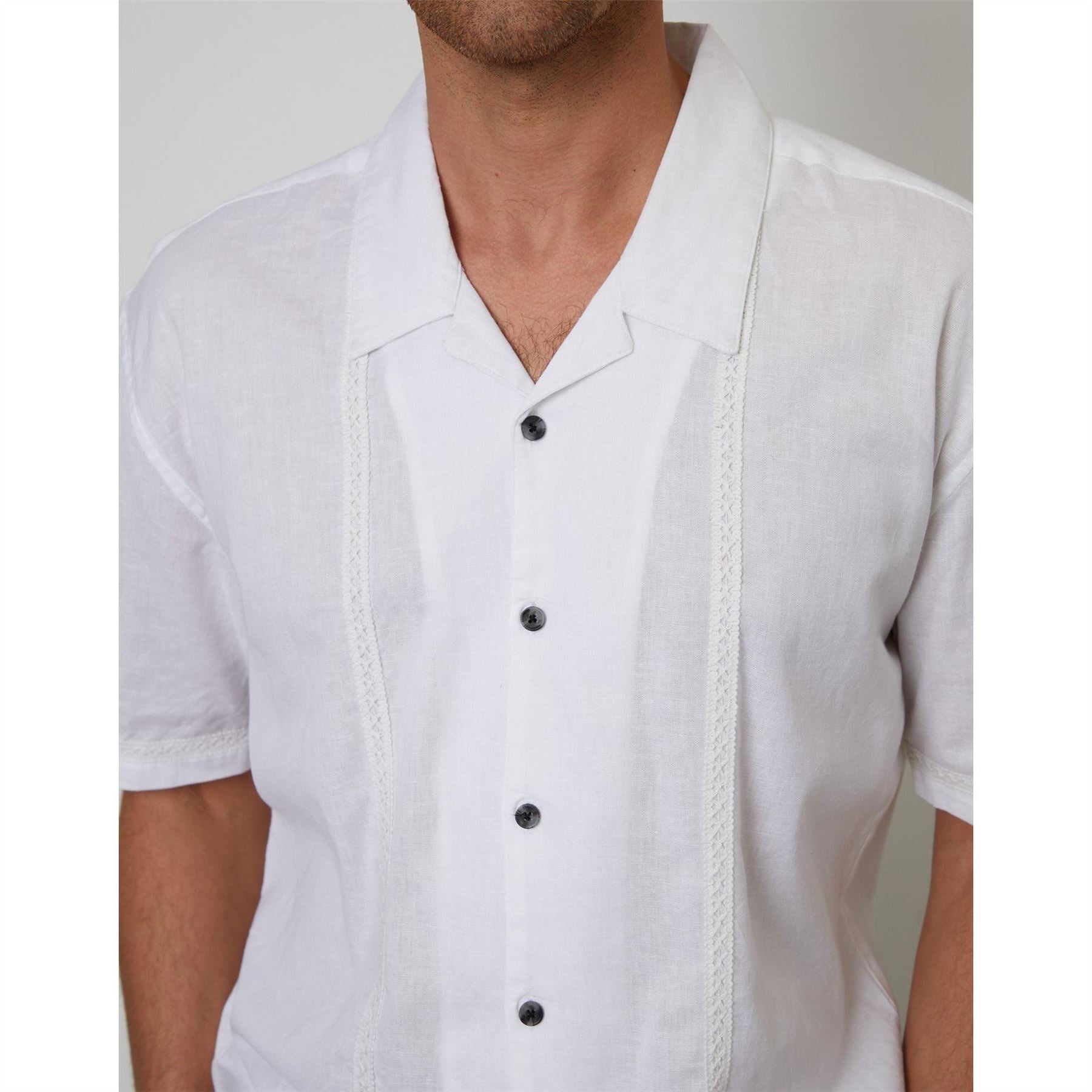 Threadbare Regular Fit Short Sleeve Point Collar Shirt