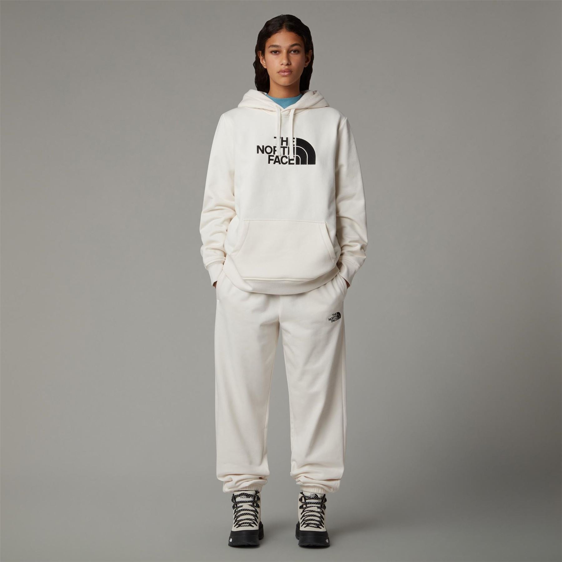 The North Face Essential Closed Hem Fleece Joggers