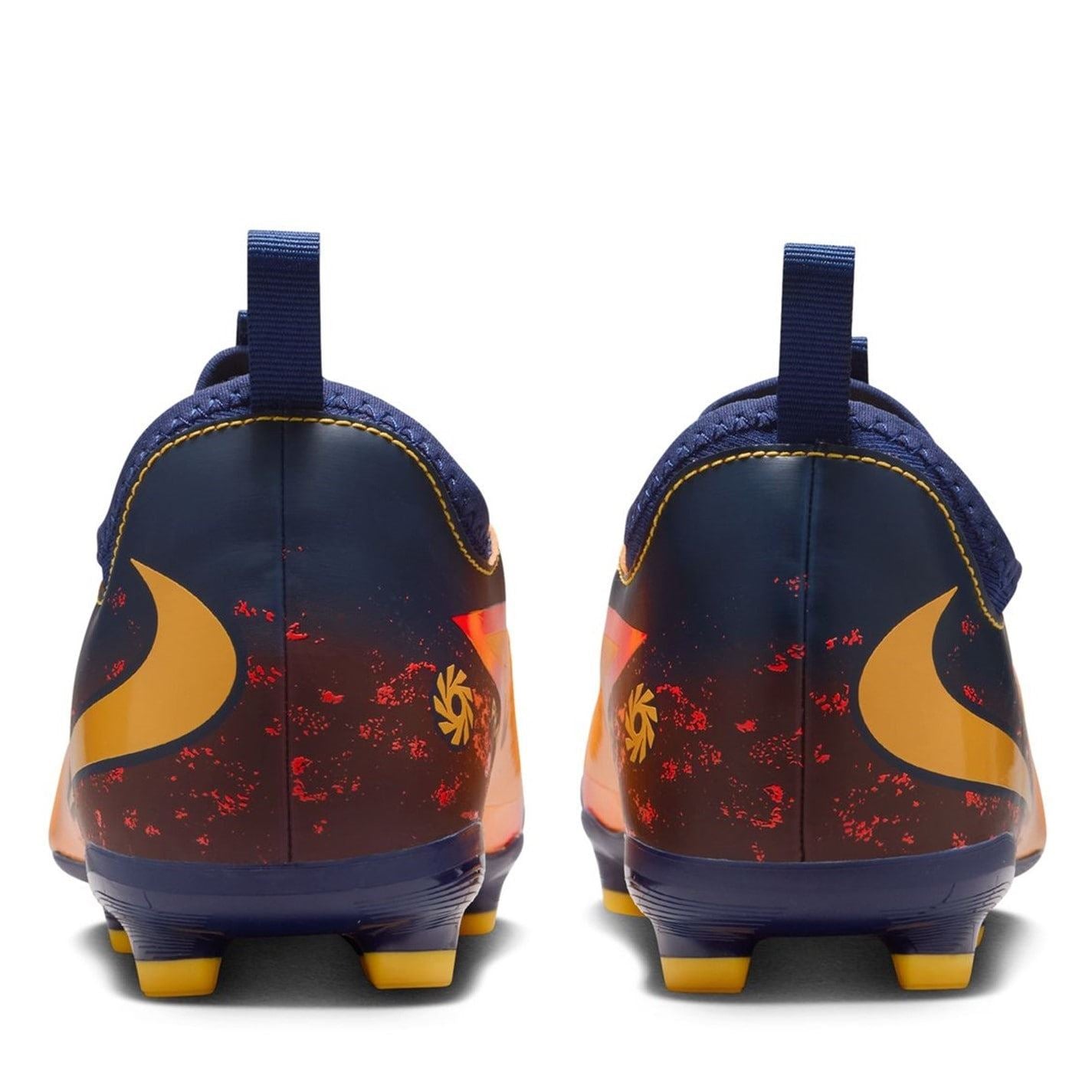 Nike Phantom 6 Academy Low Juniors Firm Ground Football Boots