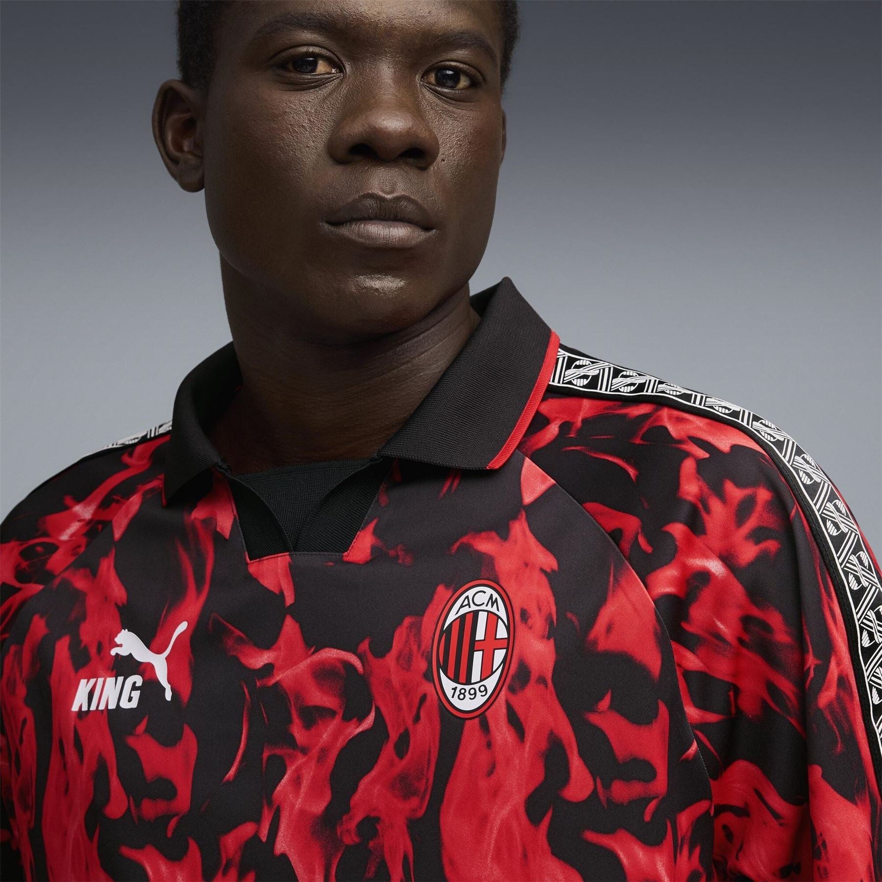 Puma Ac Milan Licensed Retro Football Shirt