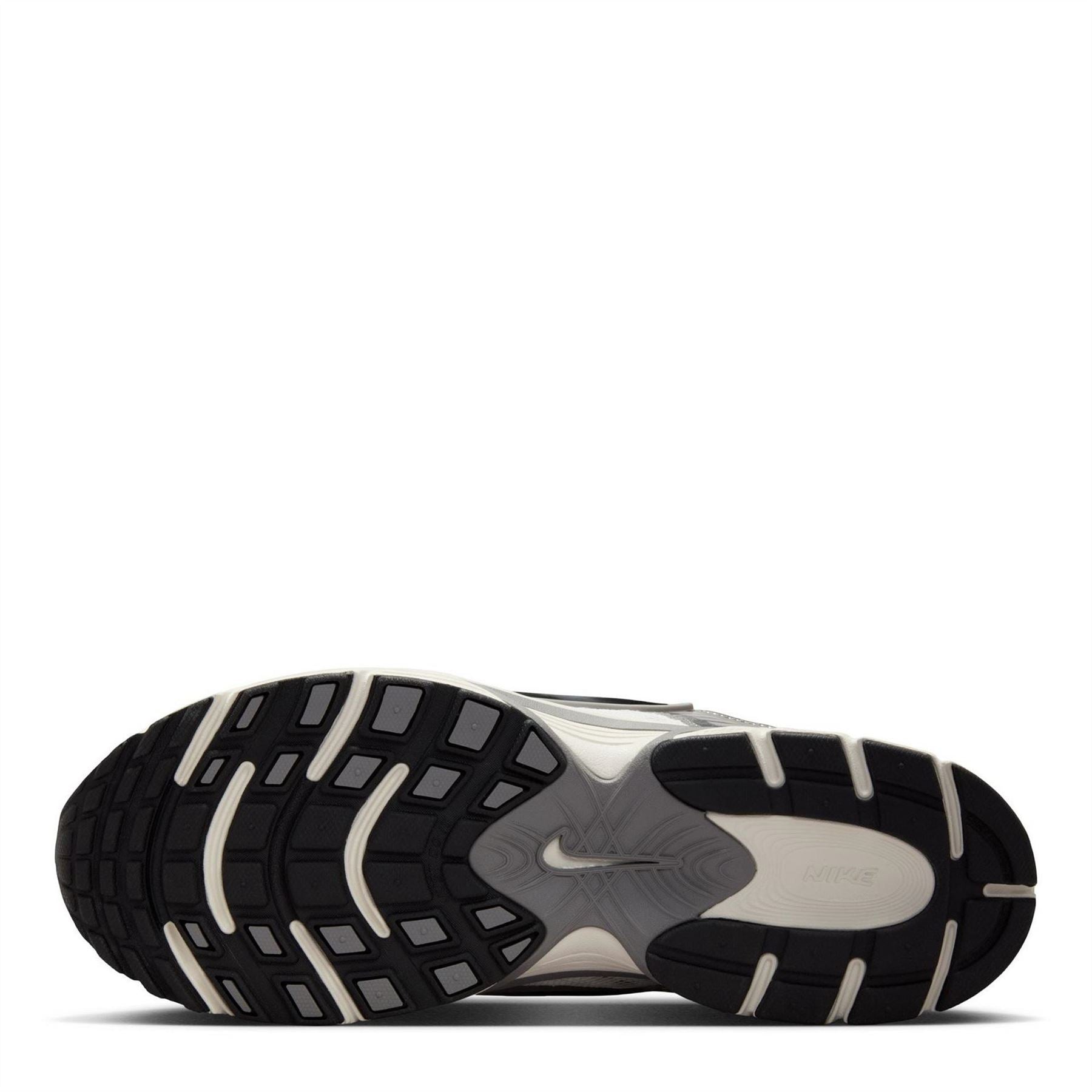 Nike Vomero 5 Running Flat Heel Trainers