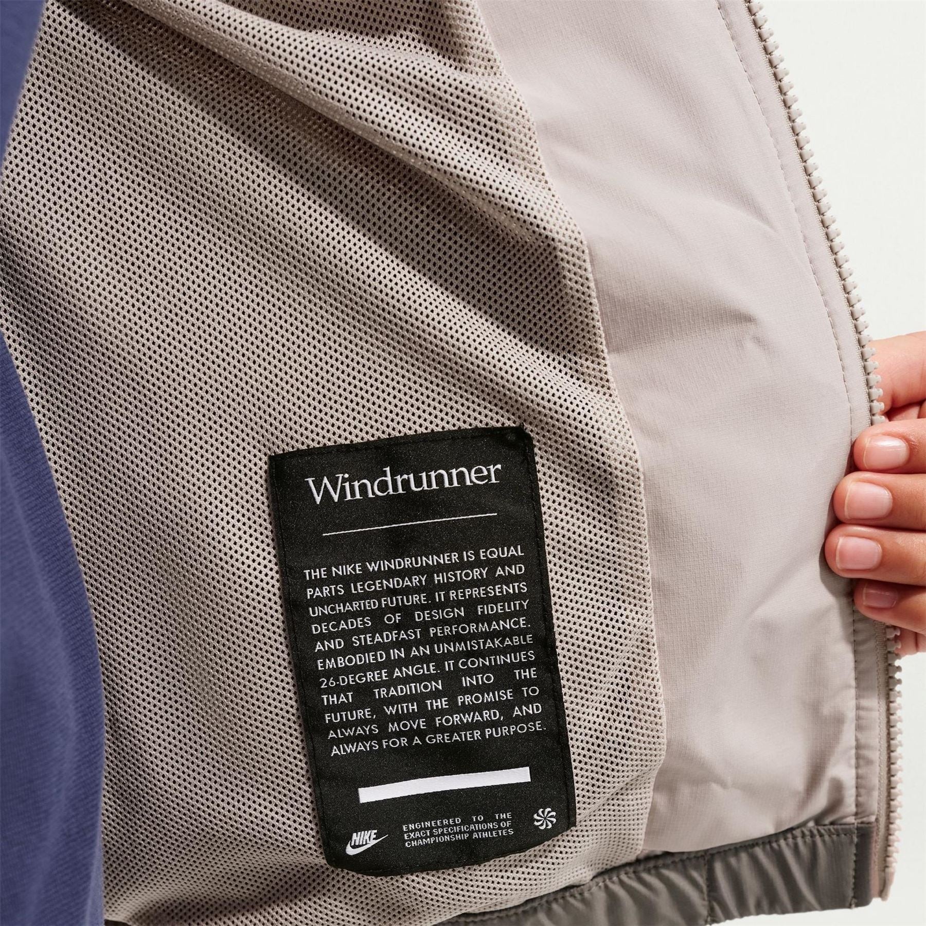 Nike Windrunner Windbreaker