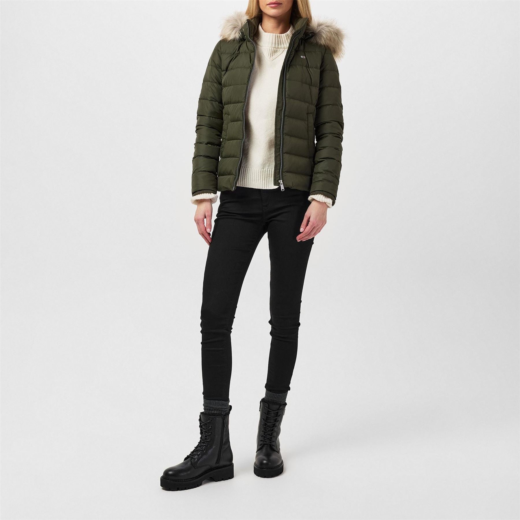 Tommy Jeans Essential Quilted Wind Resistant Faux Fur Hood RDS Down Short Puffer Jacket