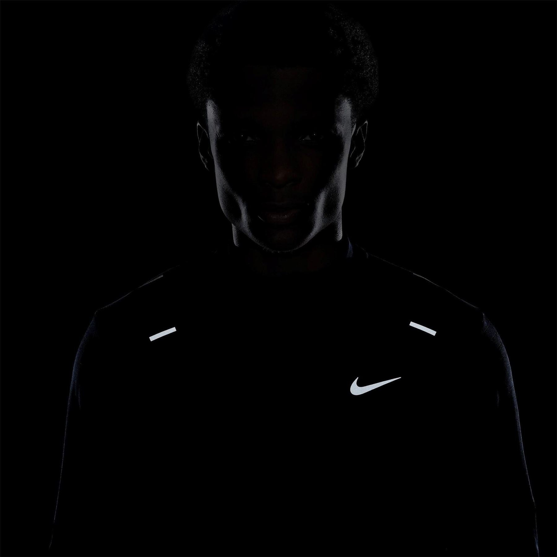 Nike Mens Therma Fit Repel Element 1 4 Zip Running Top