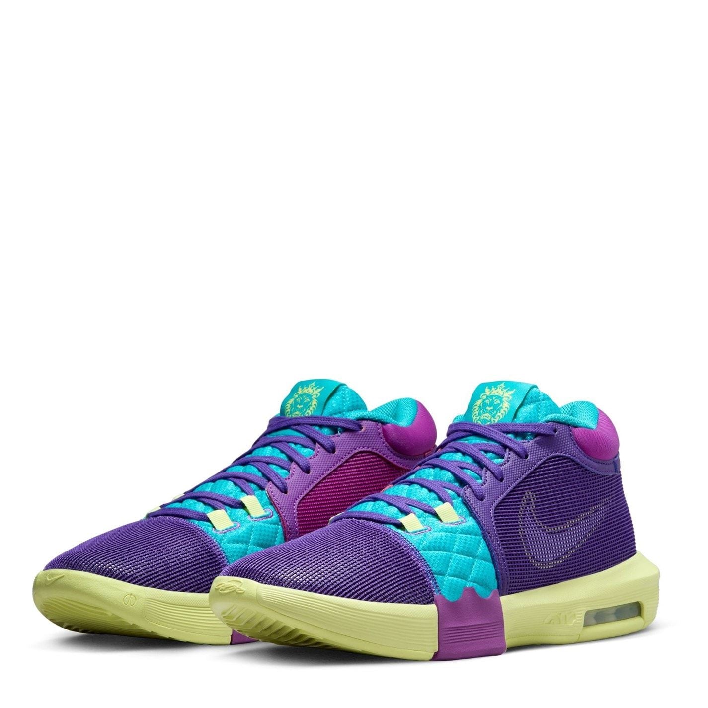 Nike Lebron Witness VIII Mid Top Basketball Sneakers