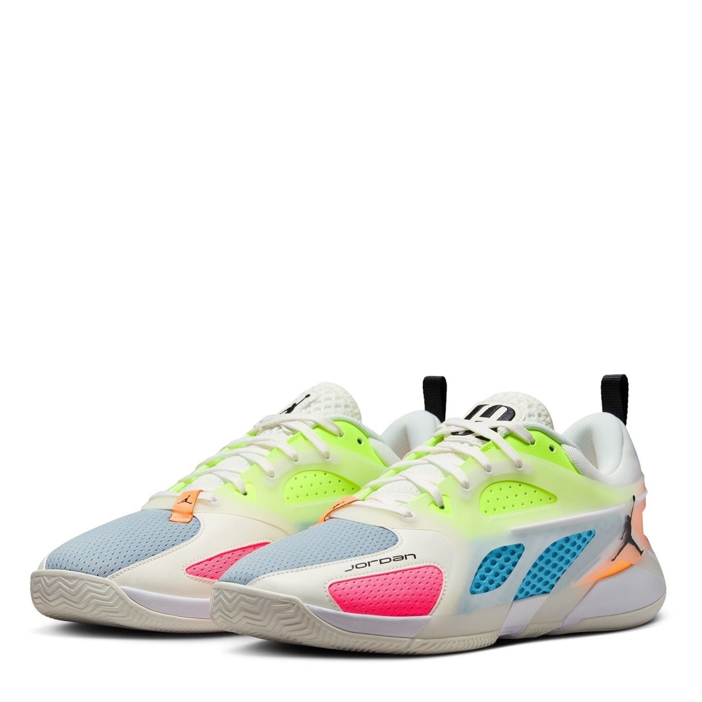 Nike Heir Basketball Round Toe Flat Heel Trainers