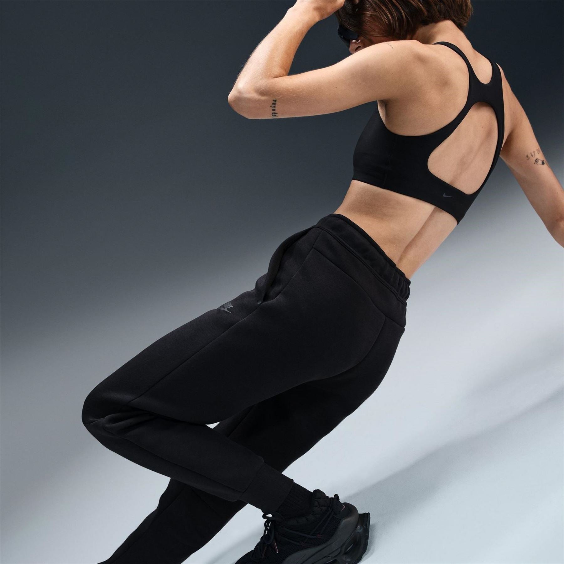 Nike Womens Sportswear Tech Fleece Mid Rise Joggers