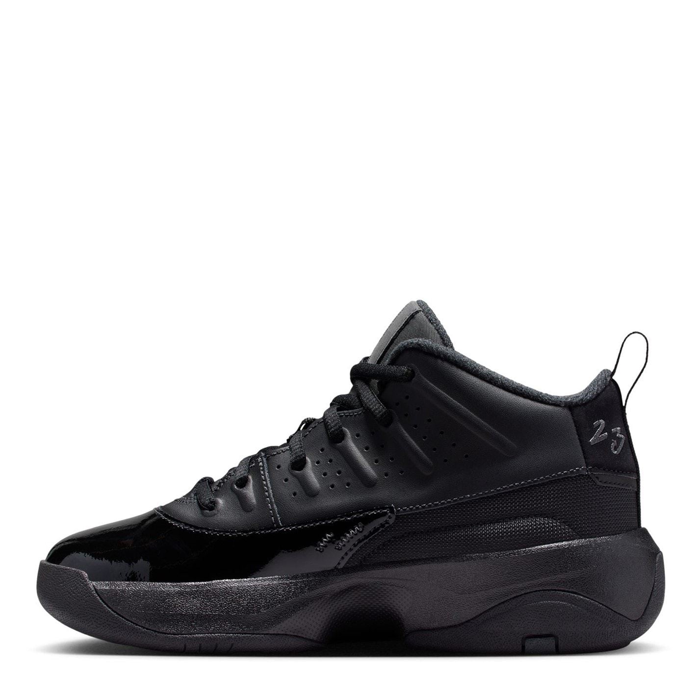 Air Jordan Max Aura Basketball Trainers