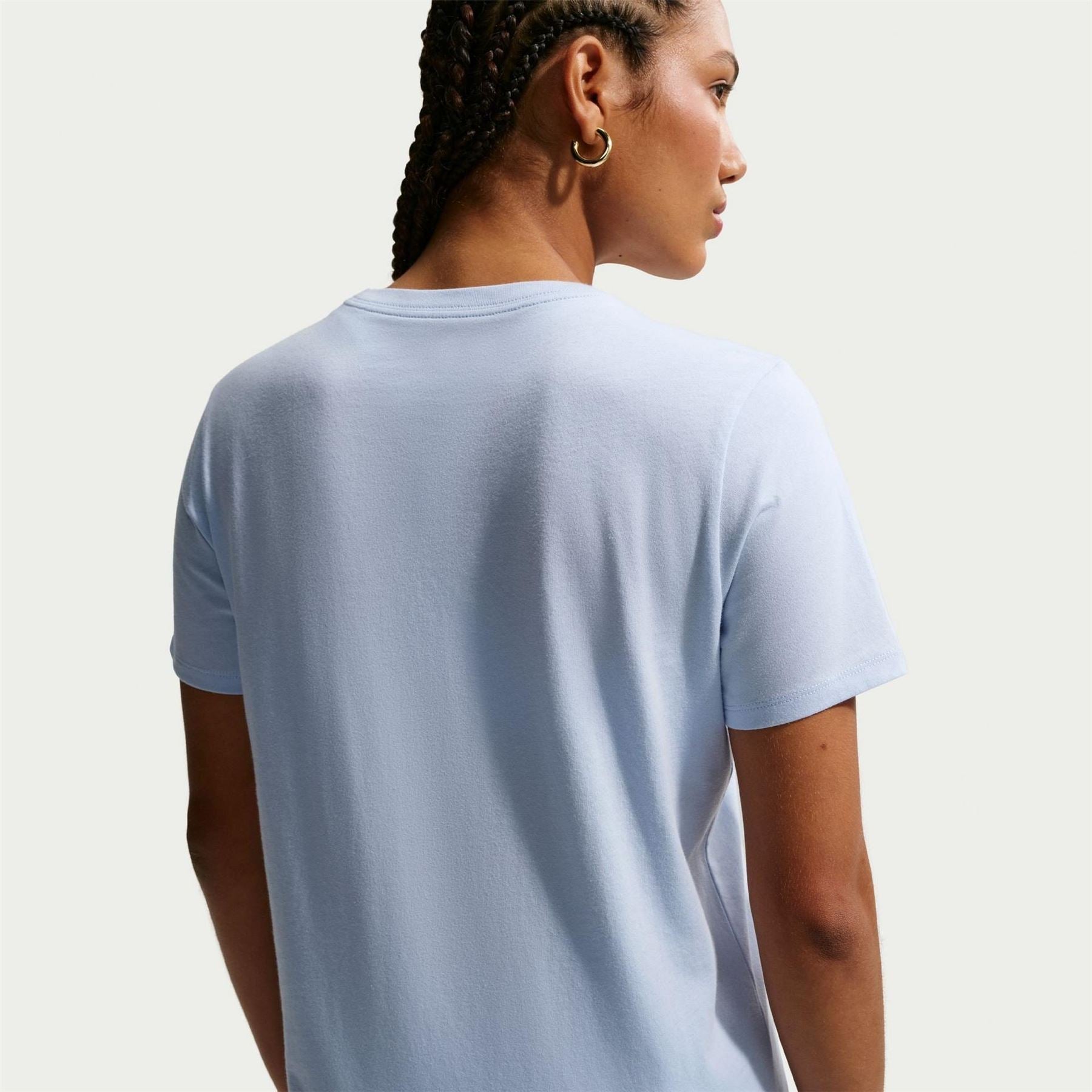 Nike Womens Sportswear Club T-Shirt