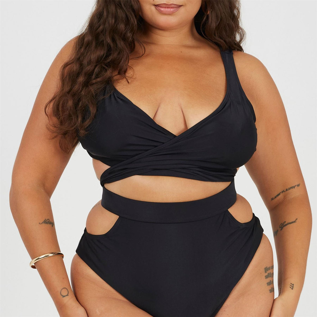 Brave Soul Size Plunge Bikini Top With Wrap Around Straps