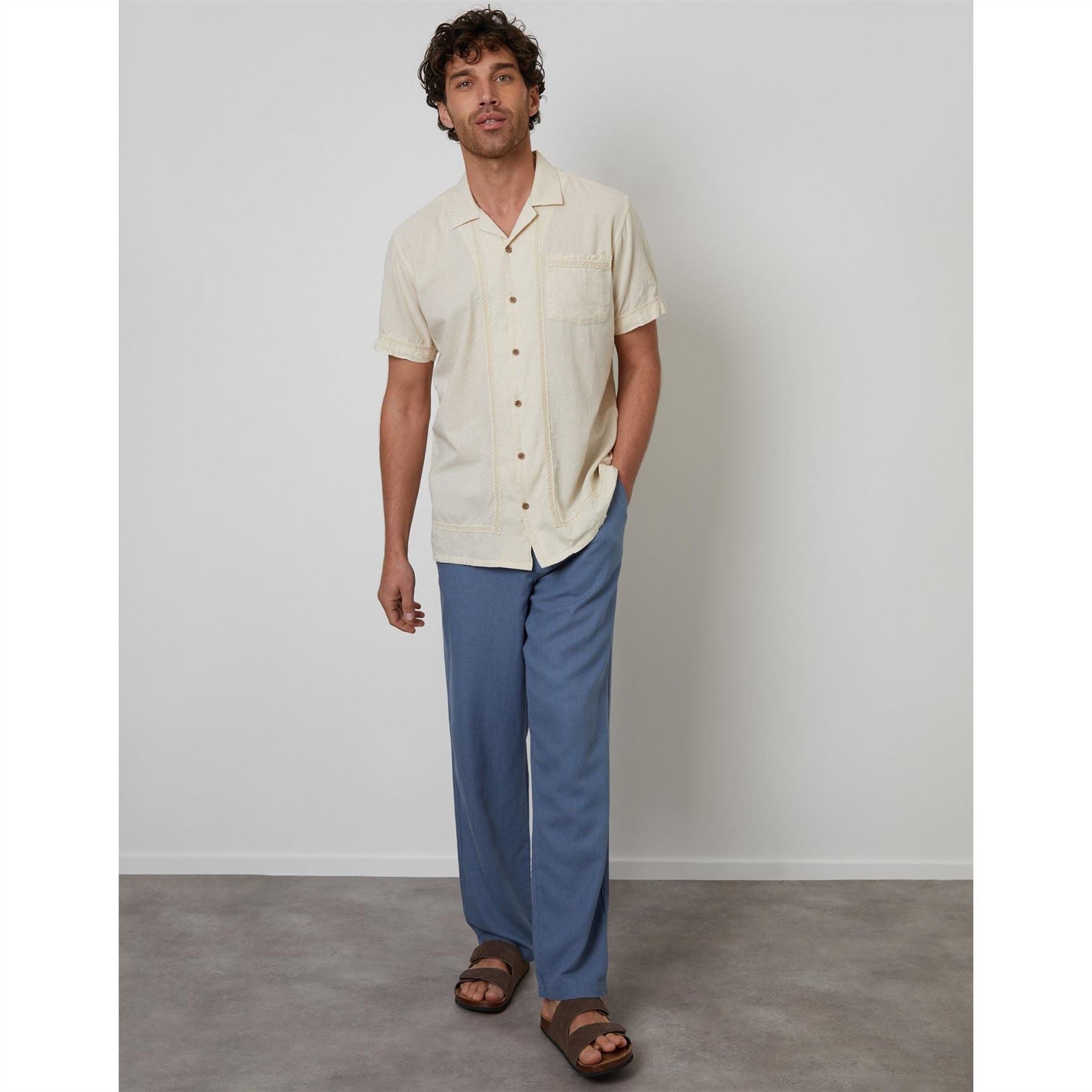 Threadbare Linen Solid Patterned Straight Trousers