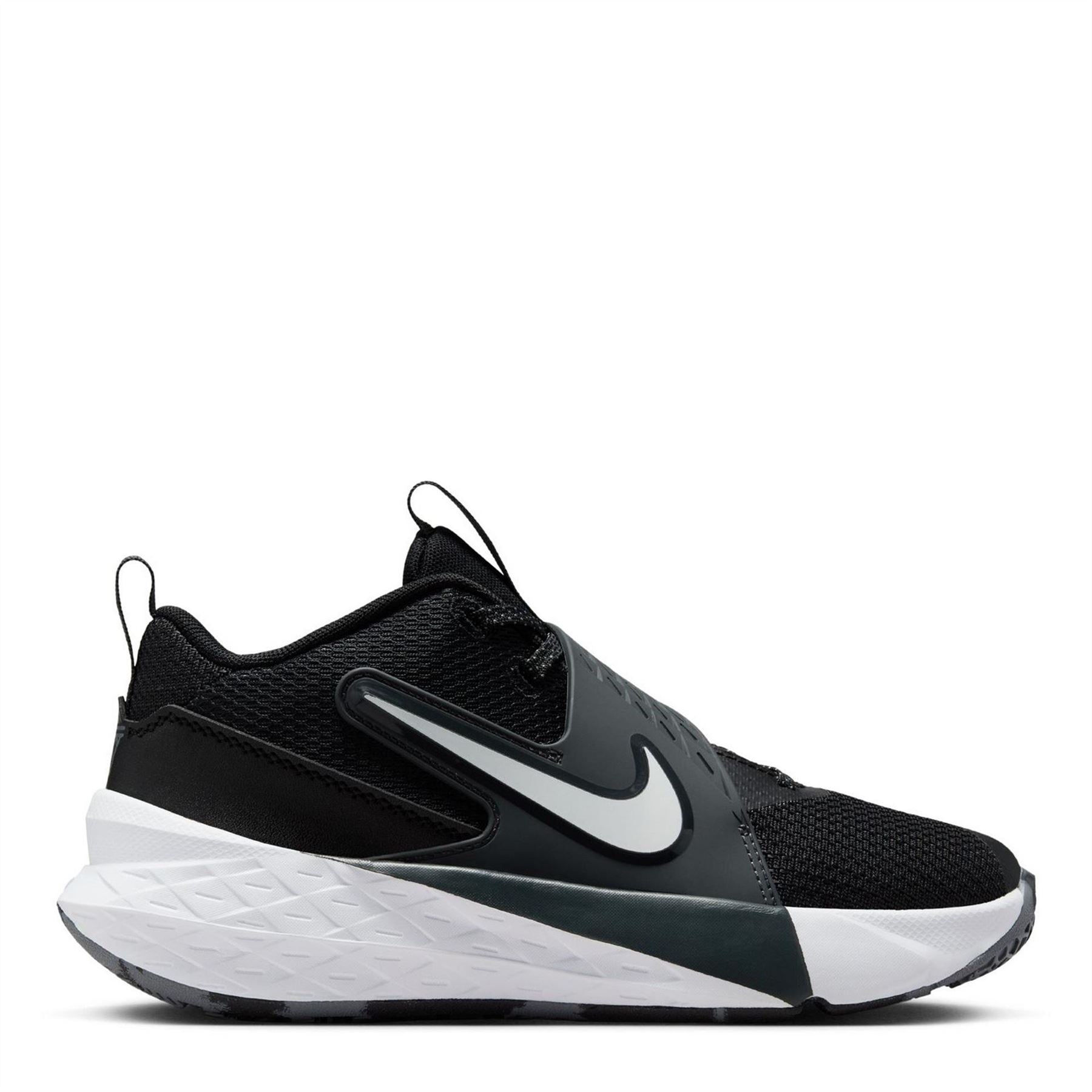 Nike Hustle D 12 Kids Basketball Shoes