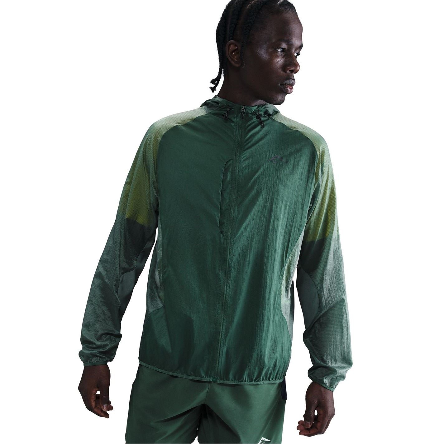 Nike Trail Solid Patterned Hooded Running Jacket