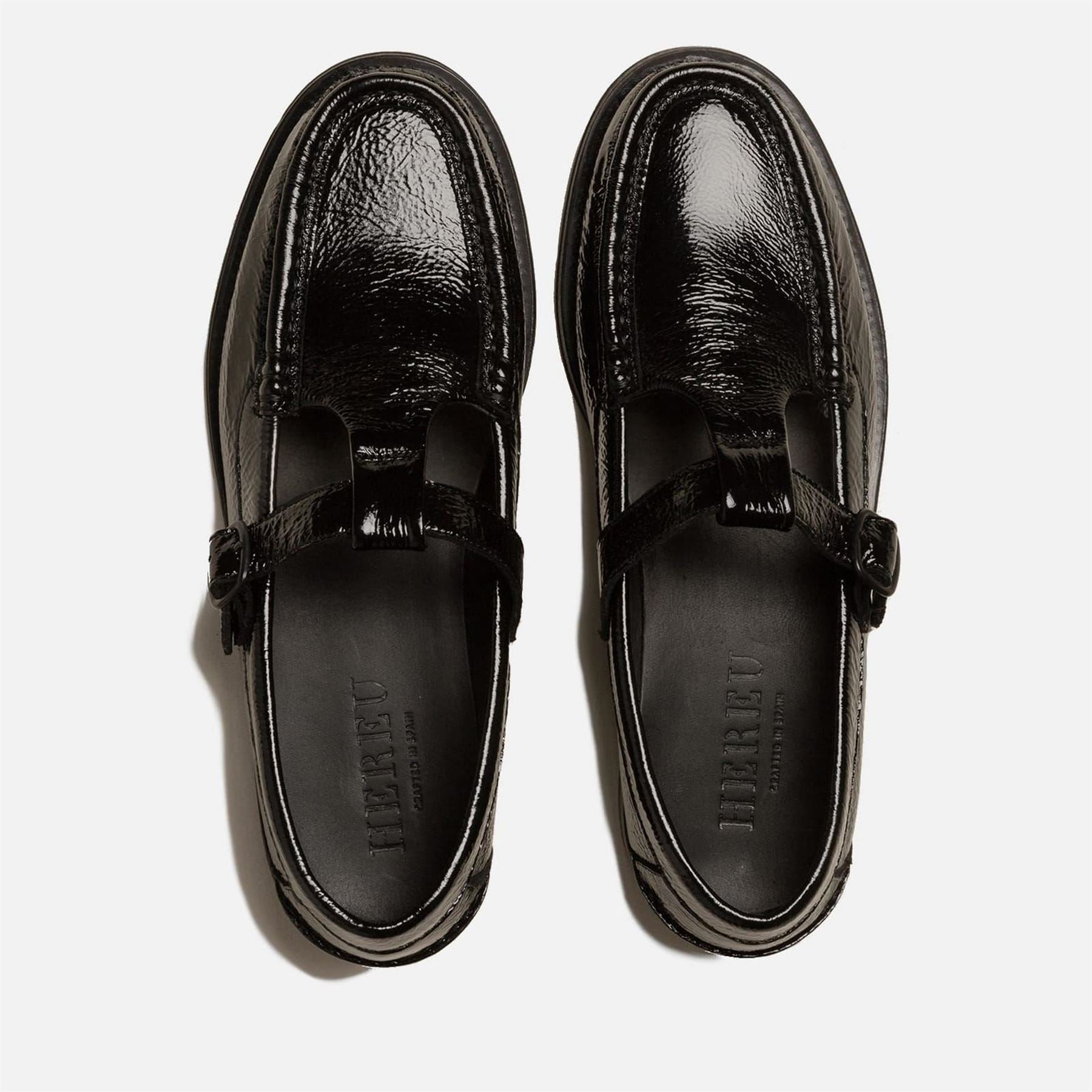 Hereu Crinkled Glossy Leather Flats