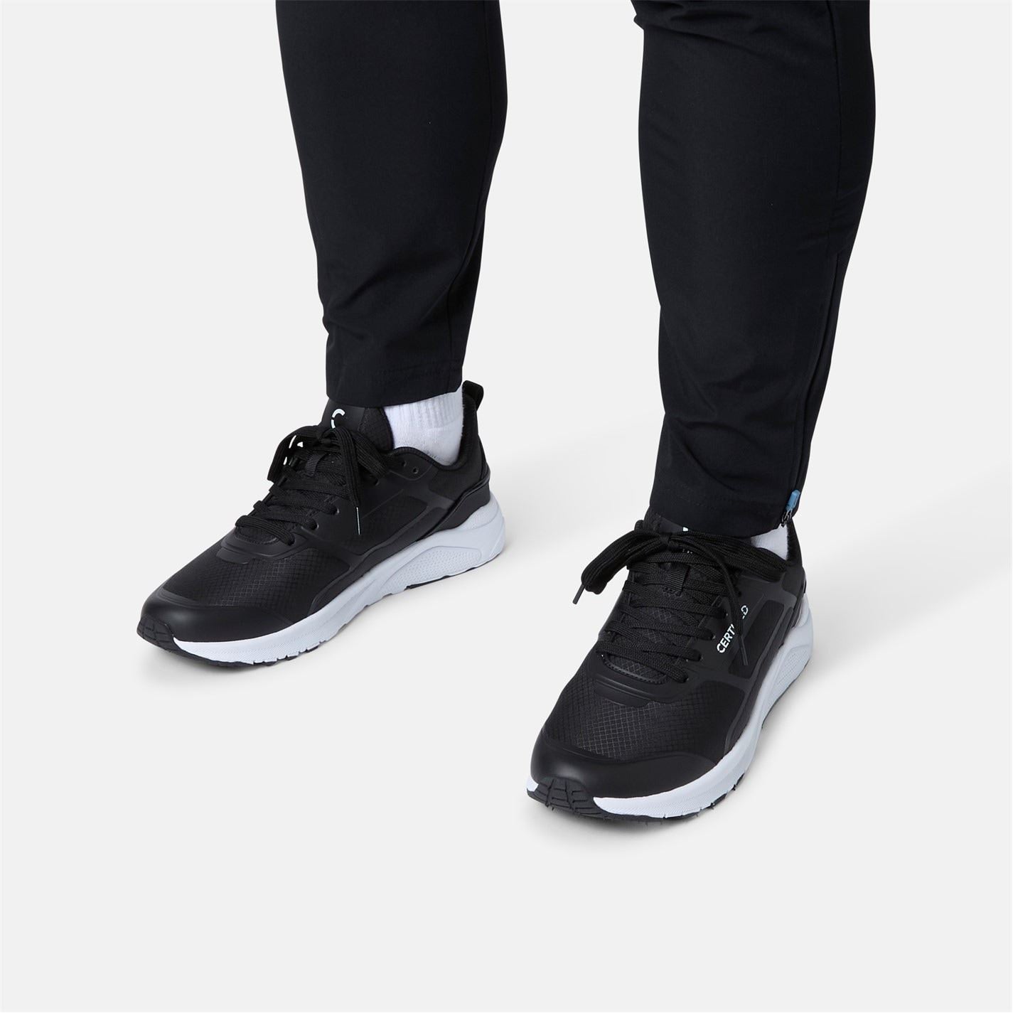 Certified CT 475 Low Top Lace-Up Sneakers