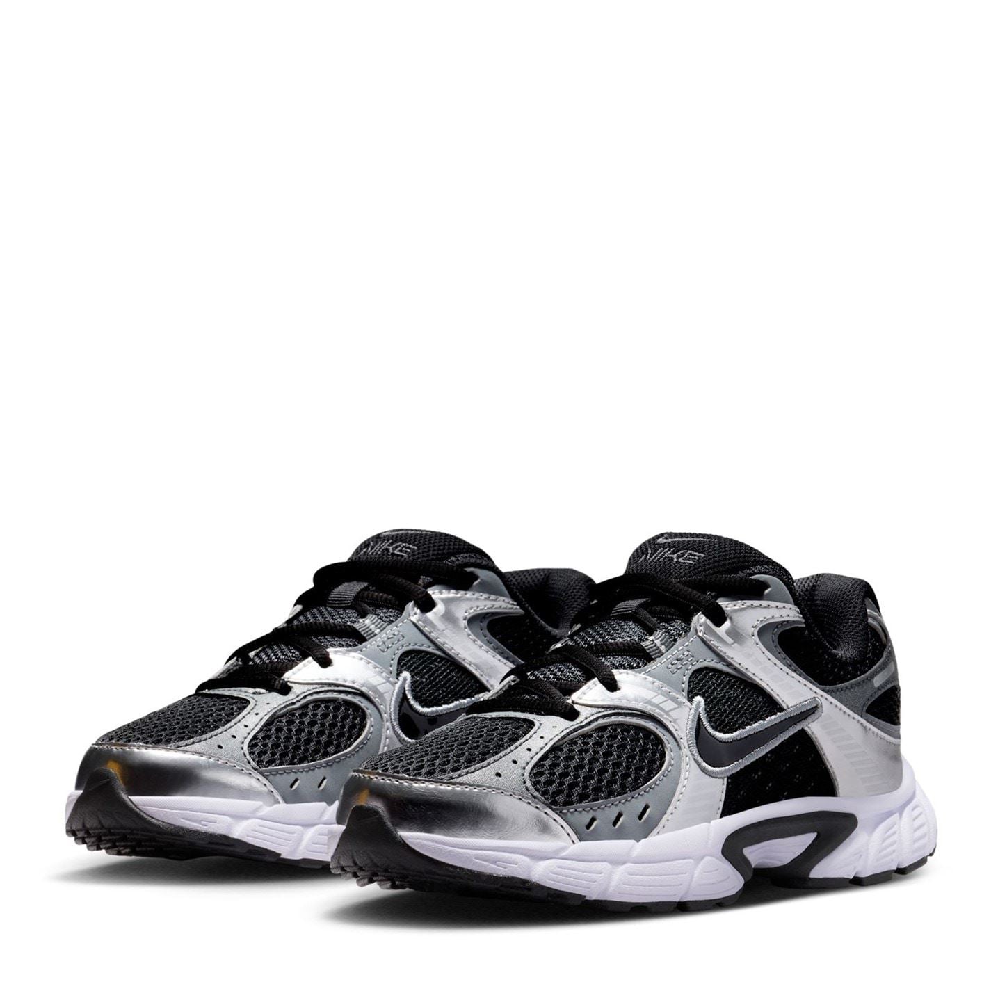 Nike V5 Rnr Shoes Juniors