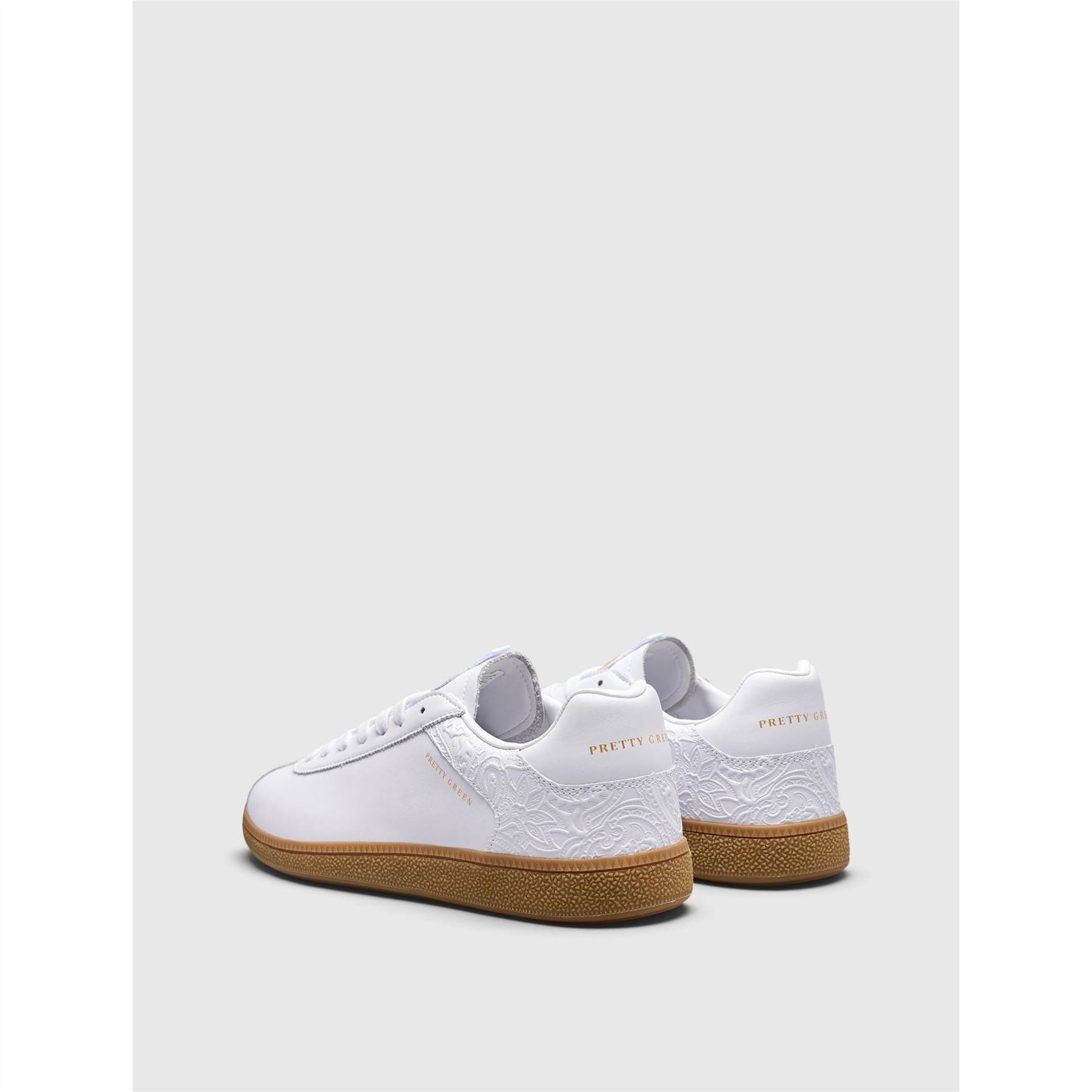Pretty Green Zetas Low Top Round Toe Flat Heel Sneakers