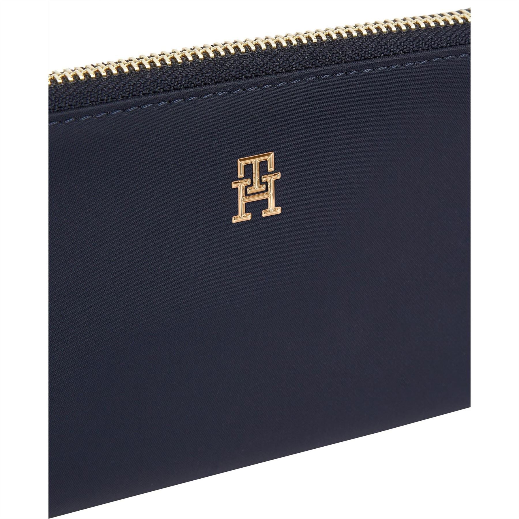 Tommy Hilfiger Large Zip Around Purse