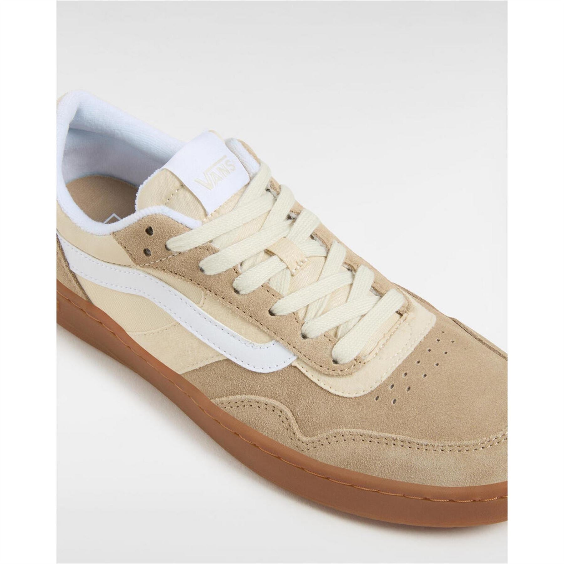 Vans Cruze 3.0 Round Toe Flat Heel Court Shoes