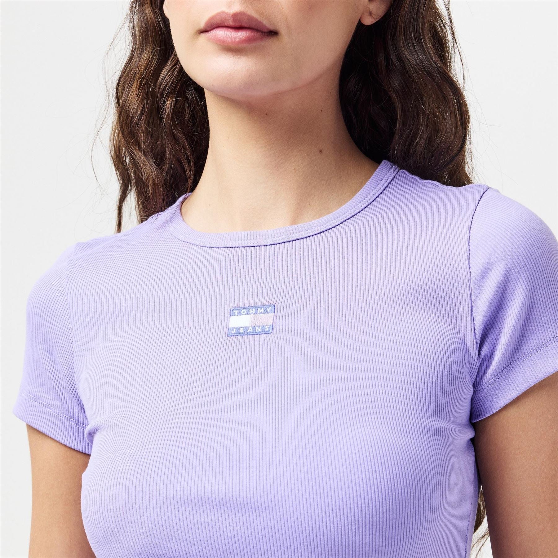 Tommy Jeans Badge Rib Crew Neck Regular Fit T-Shirt