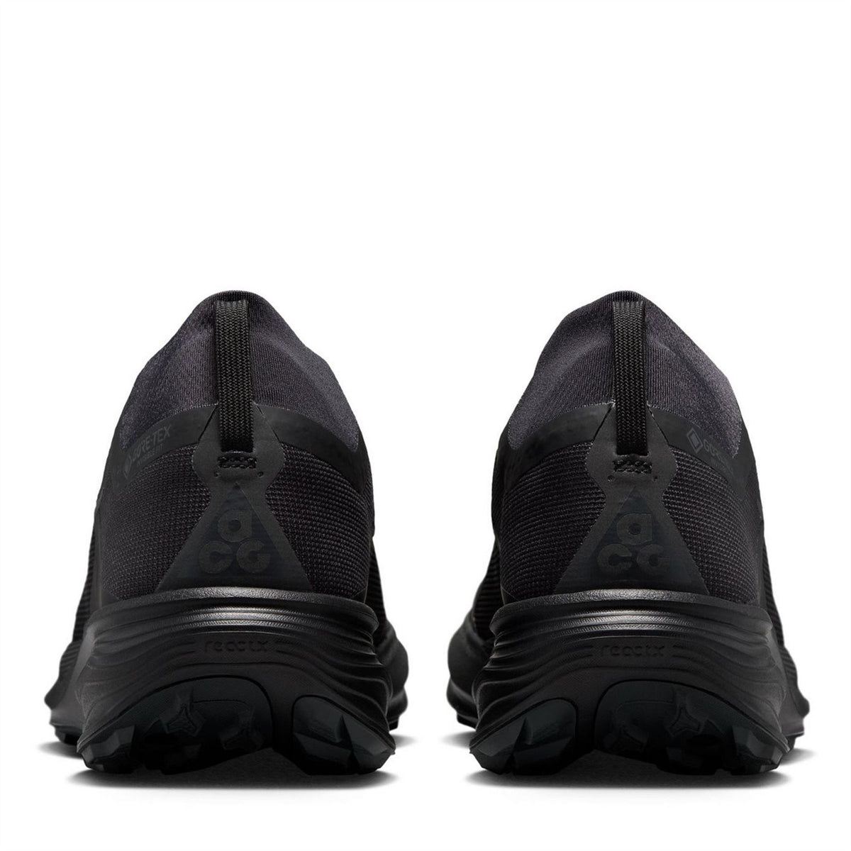 Nike ACG Peg Trail Gore-Tex Low Top Sneakers