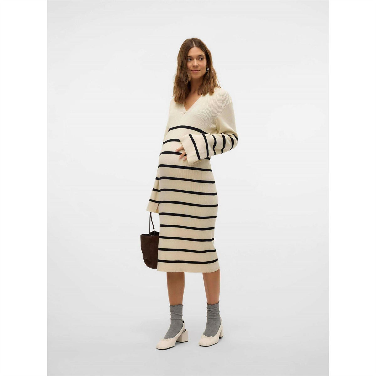 Mamalicious Mlisabell V-Neck Long Sleeve Midi Sweater Dress