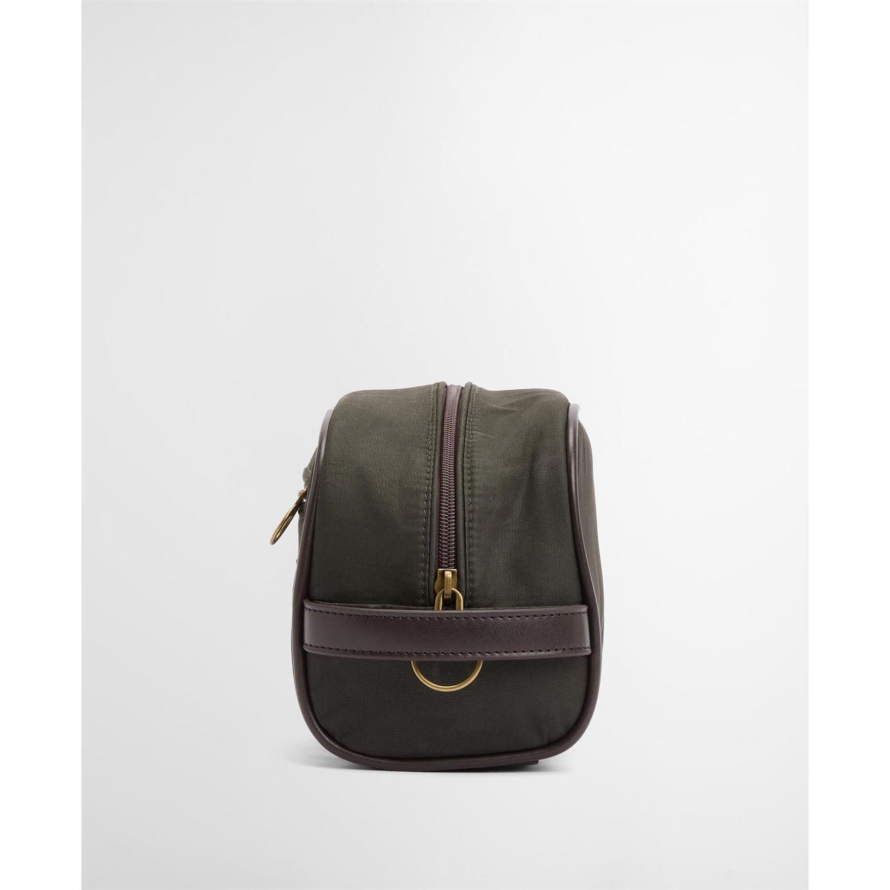 Barbour Water Resistant Wash Bag