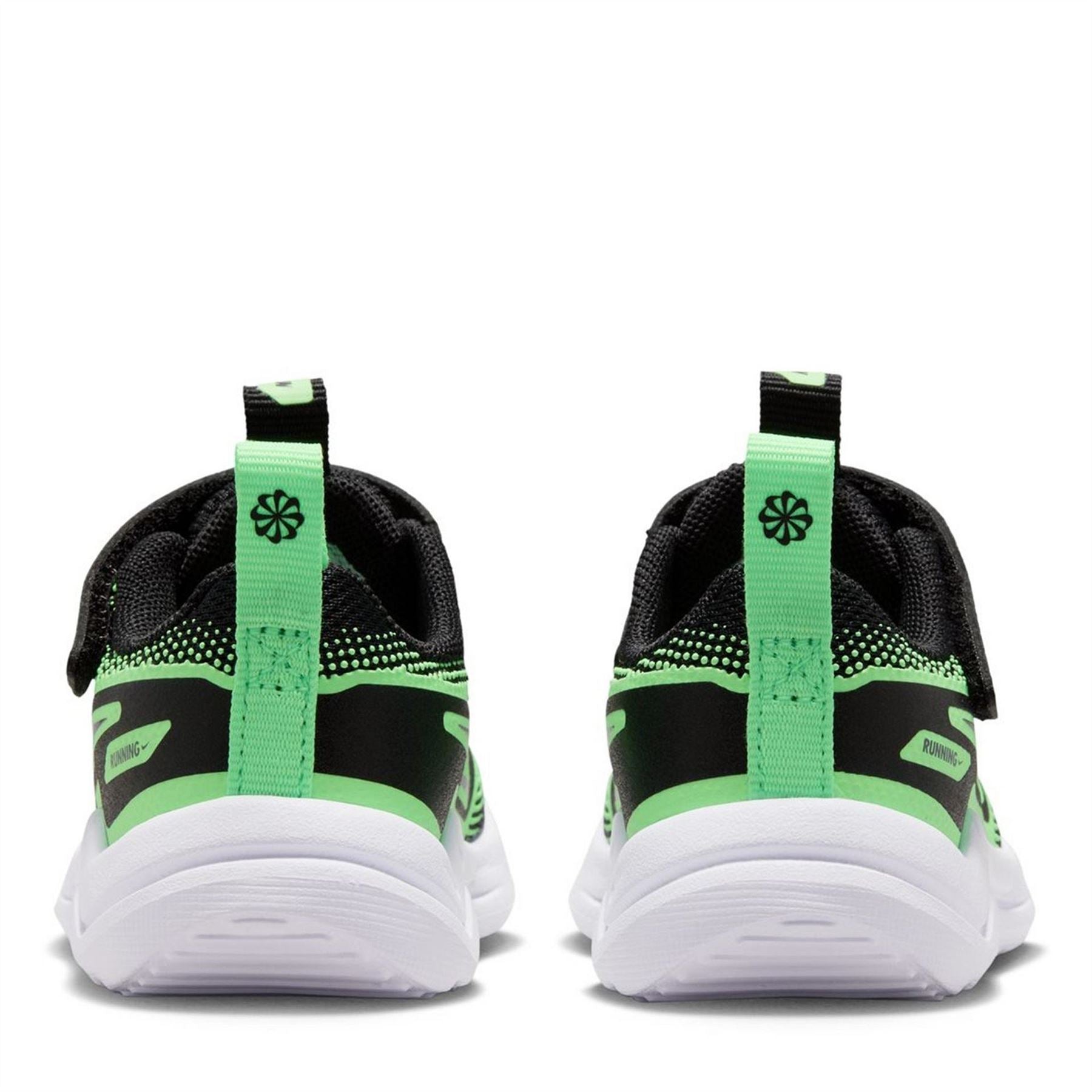 Nike Cosmic Runner Low Top Sneakers with Adjustable Drawstring