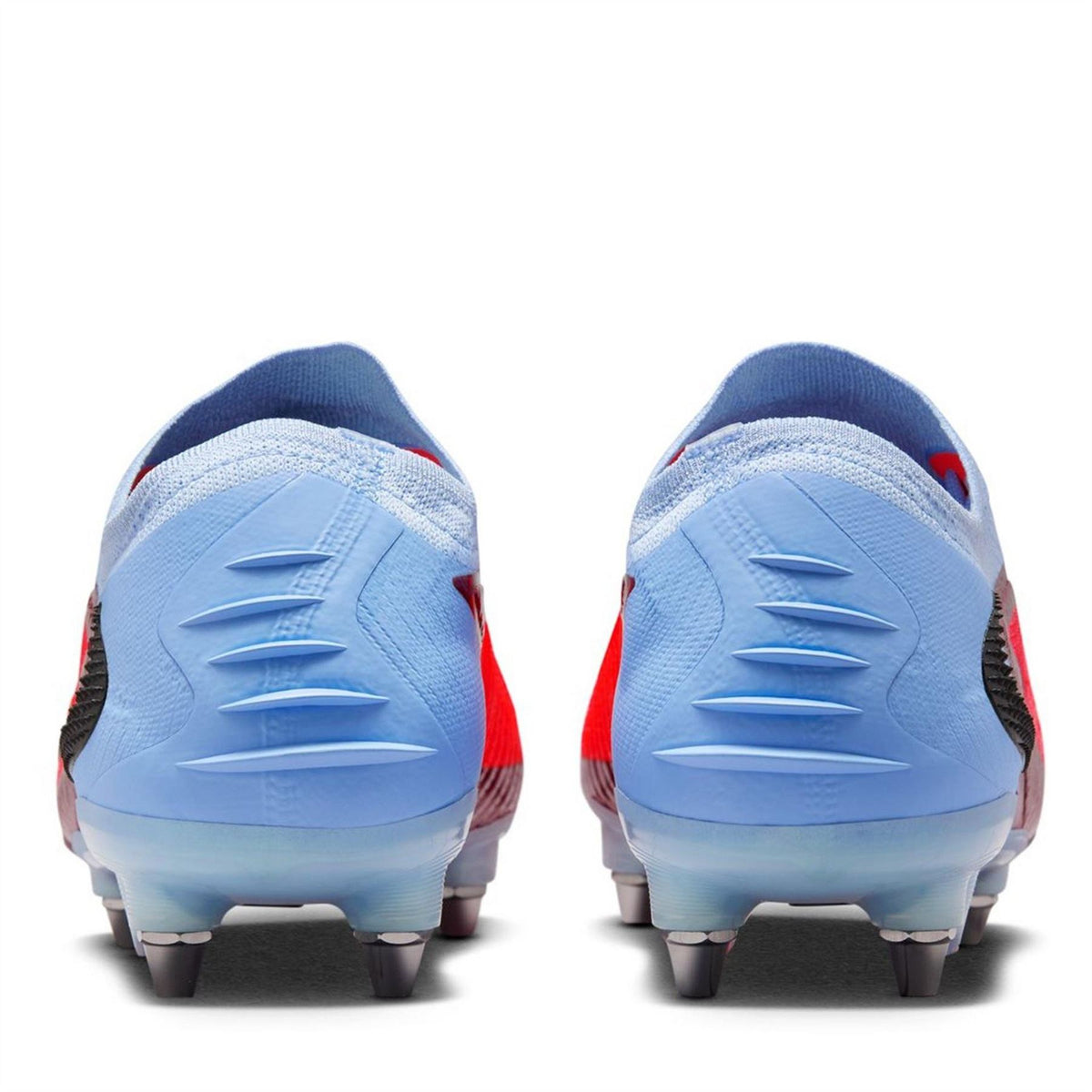 Nike Phantom 6 Low Top Lace-Up Sneakers