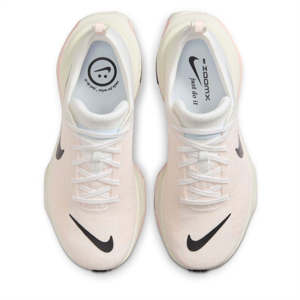 Nike Womens Invincible 3 Flyknit Running Shoes