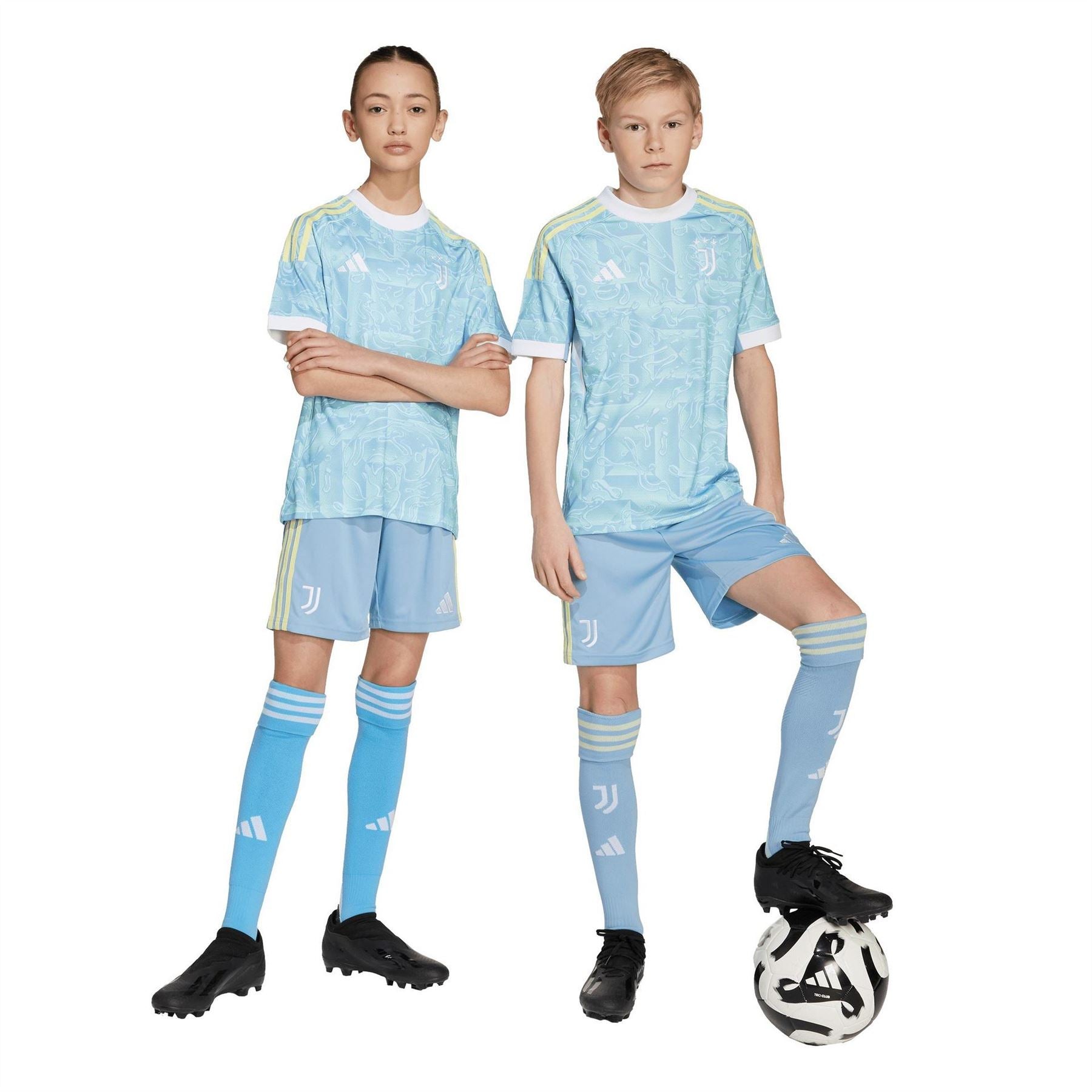 adidas Juventus Away Shorts 2025 2026 Juniors