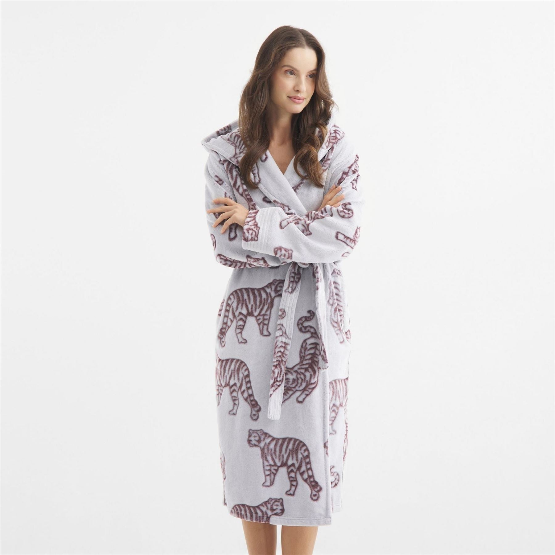 Chelsea Peers Burnout Fluffy Dressing Gown
