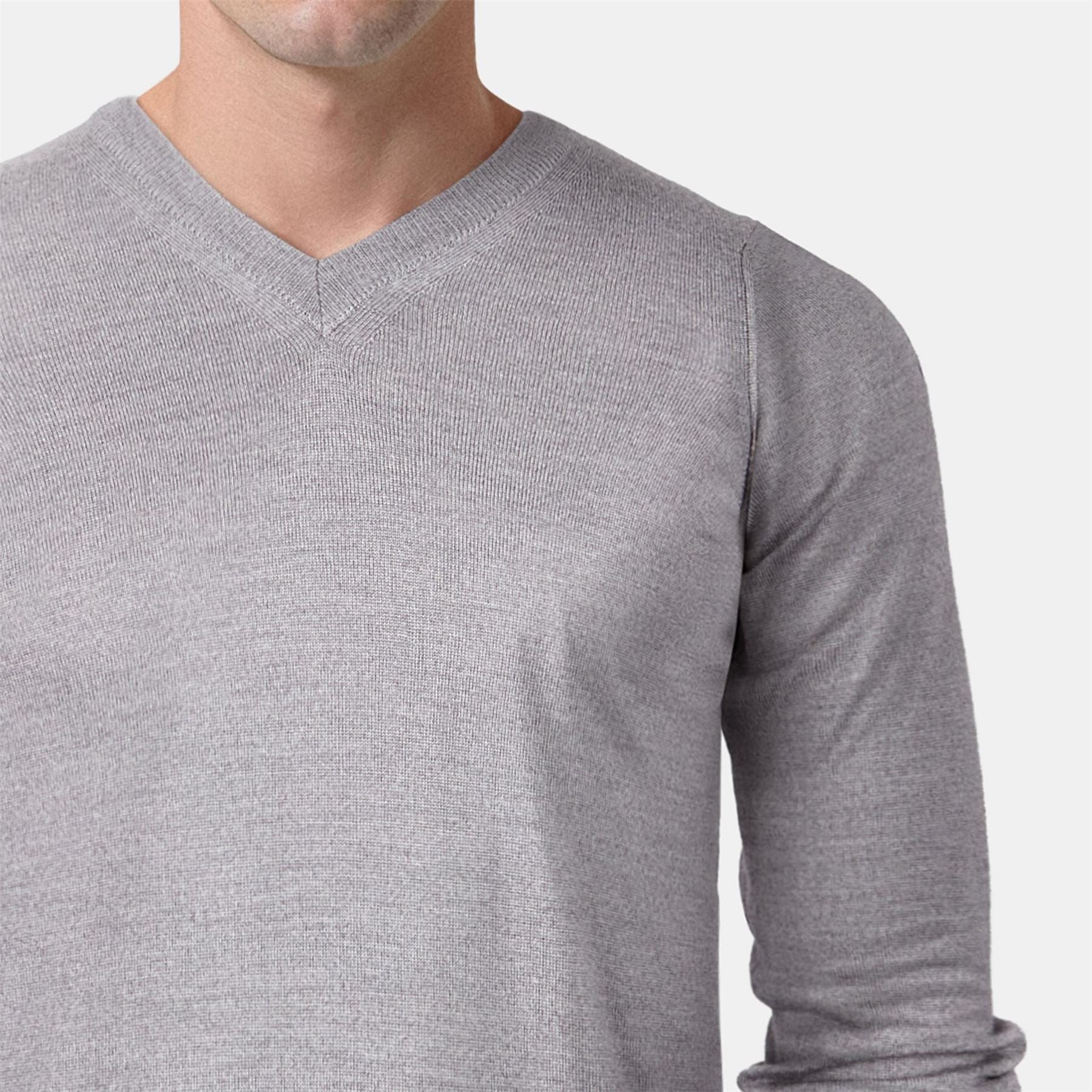 Lyle and Scott Merrick V-Neck Long Sleeve Sweater