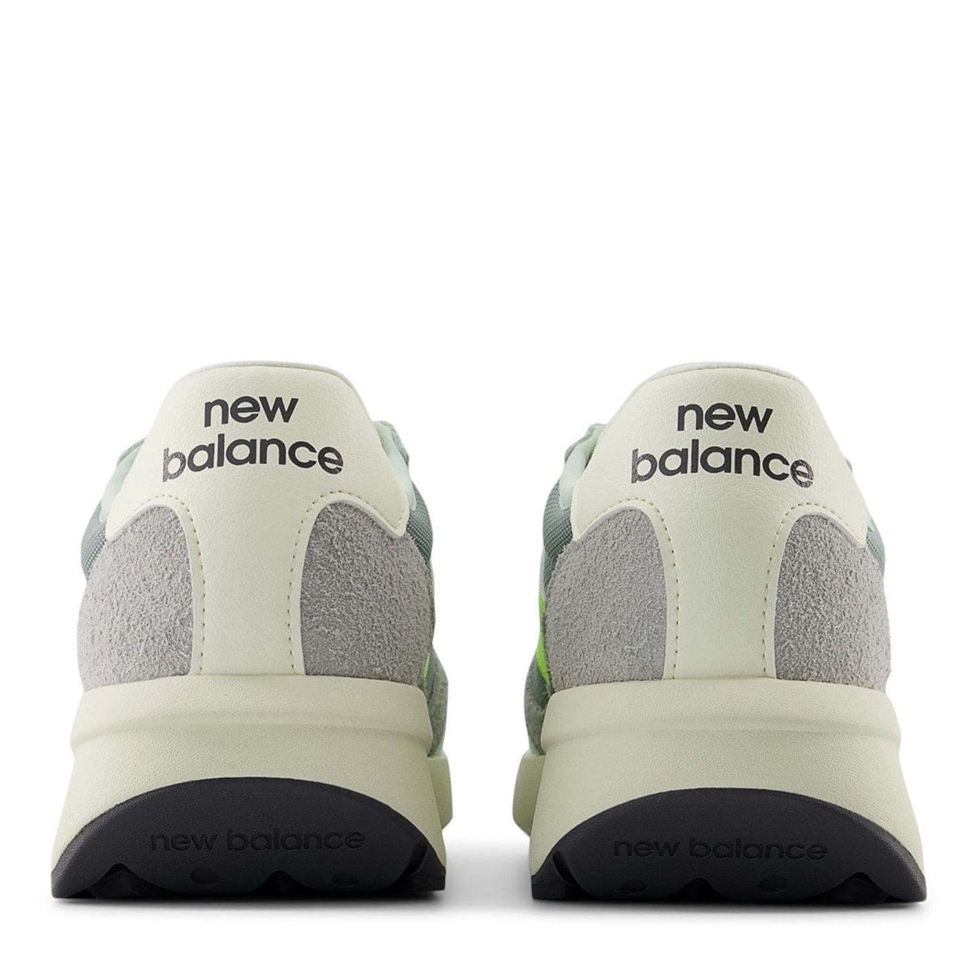 New Balance Low Top Round Toe Flat Heel Sneakers